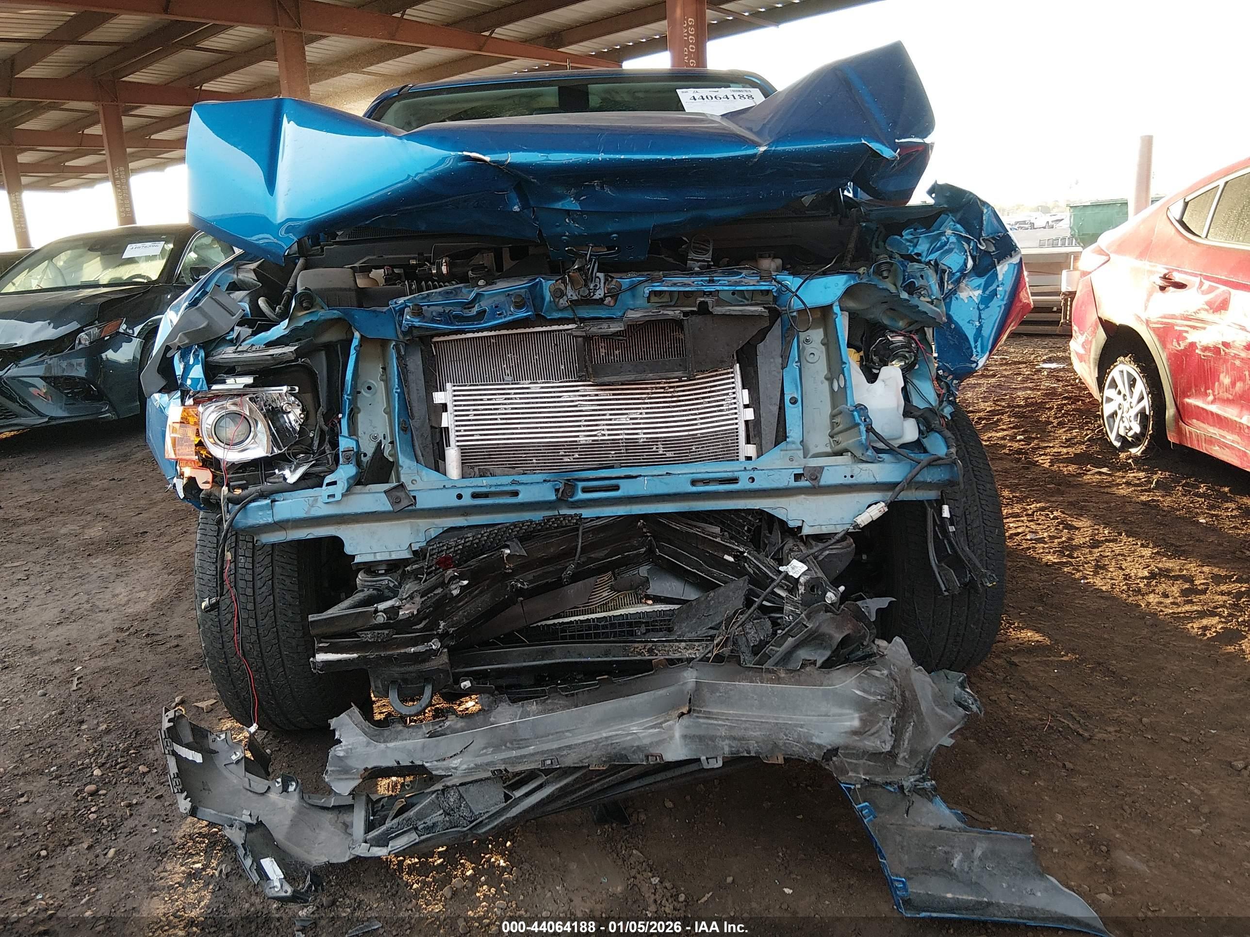 GMC CANYON image 6