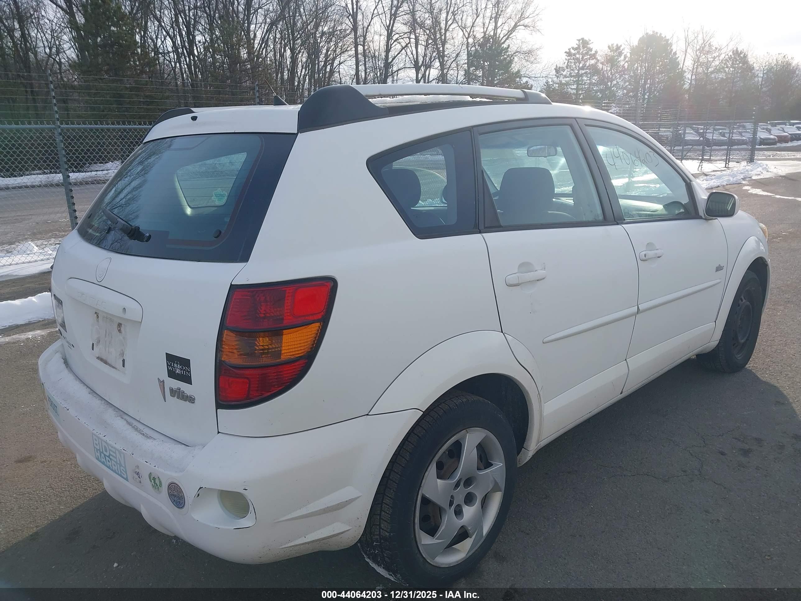 PONTIAC VIBE image 4