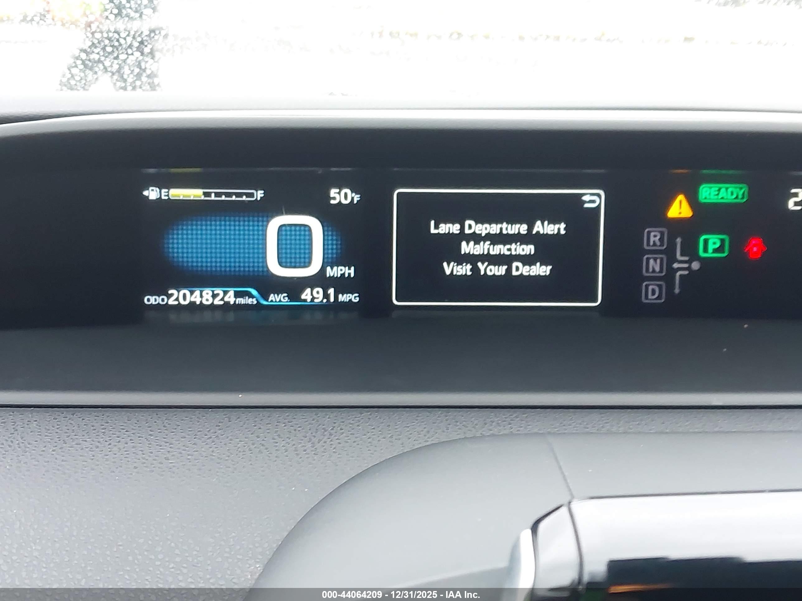 TOYOTA PRIUS image 7