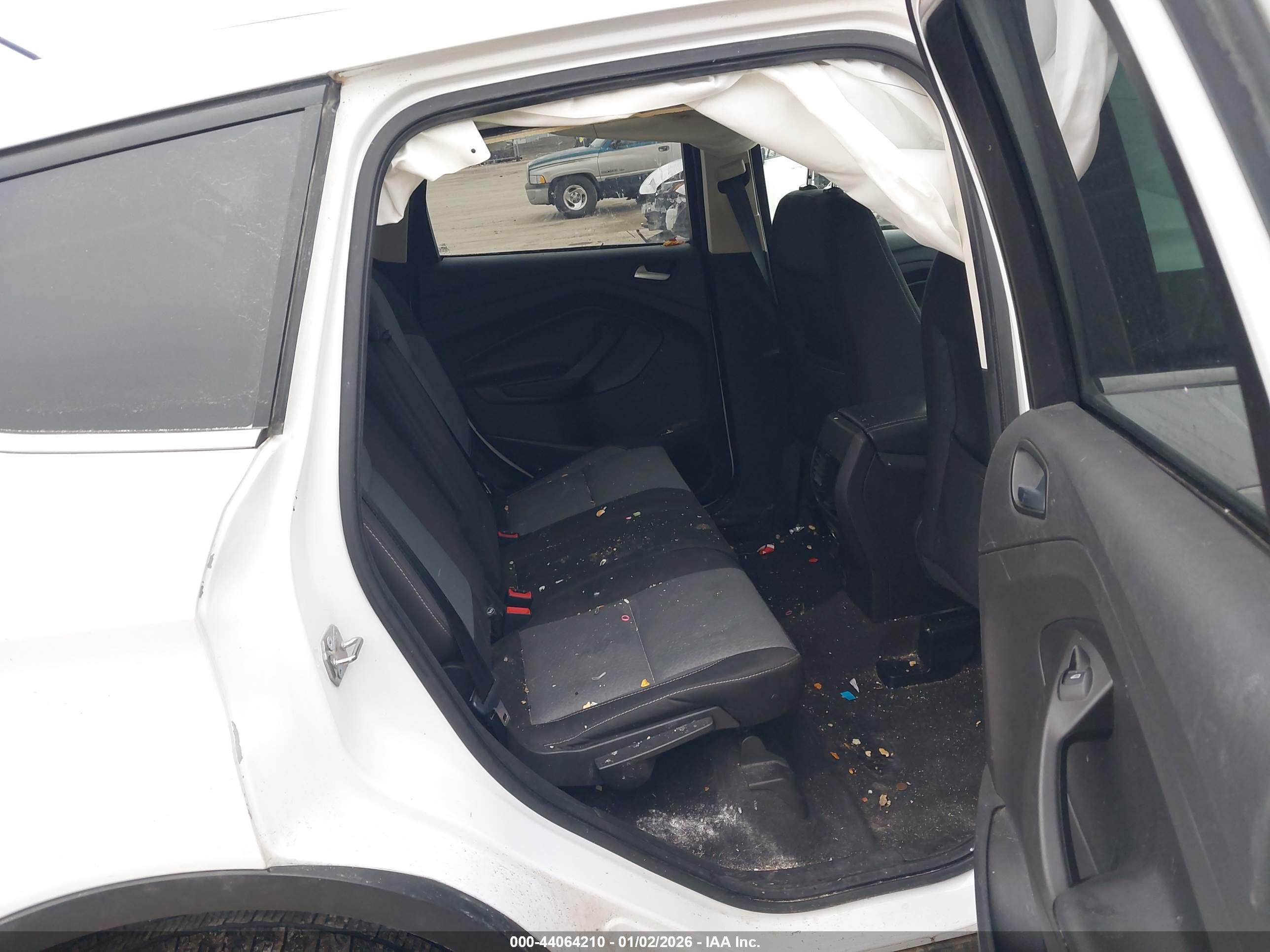 FORD ESCAPE image 8