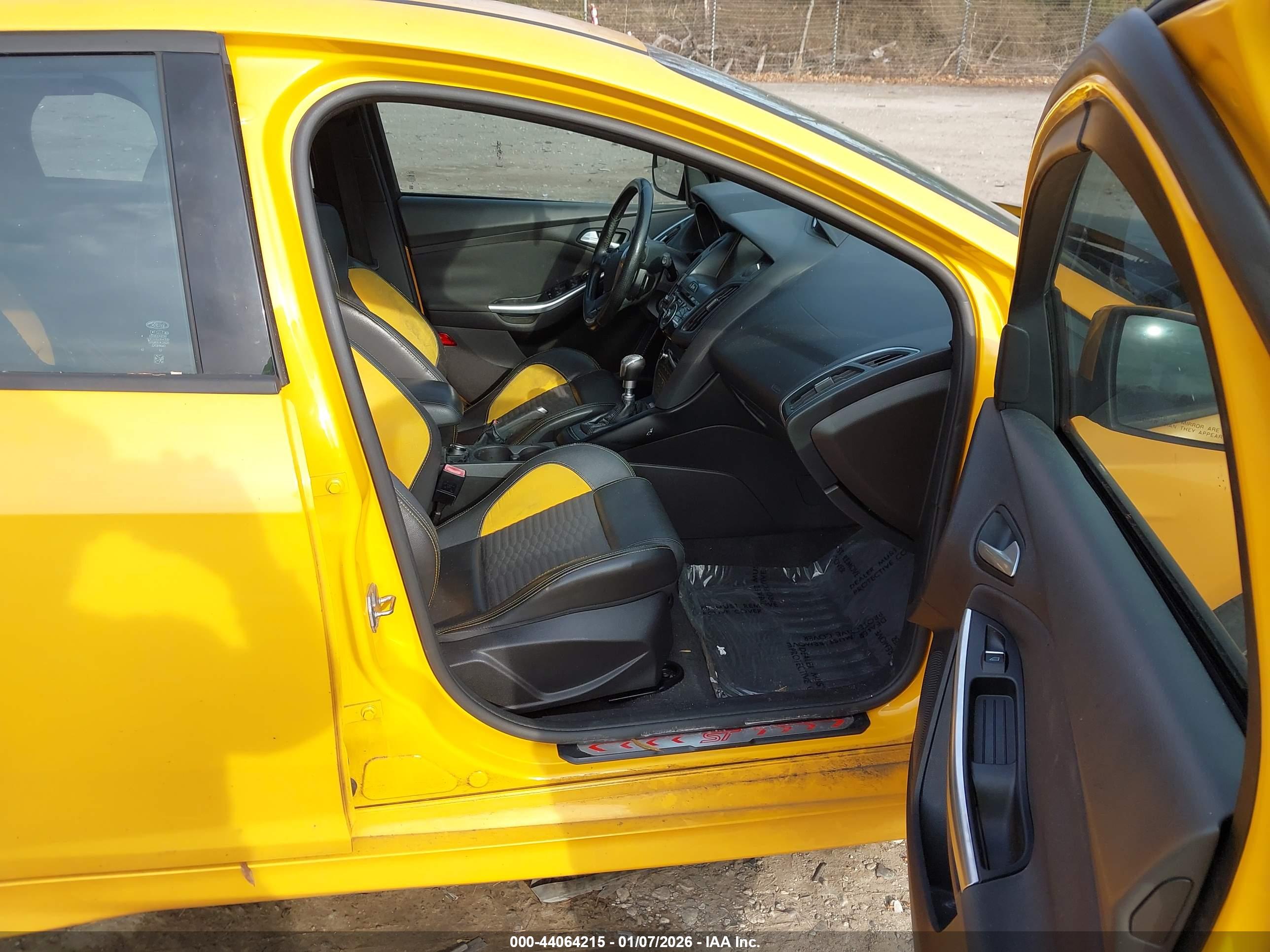 FORD FOCUS image 5