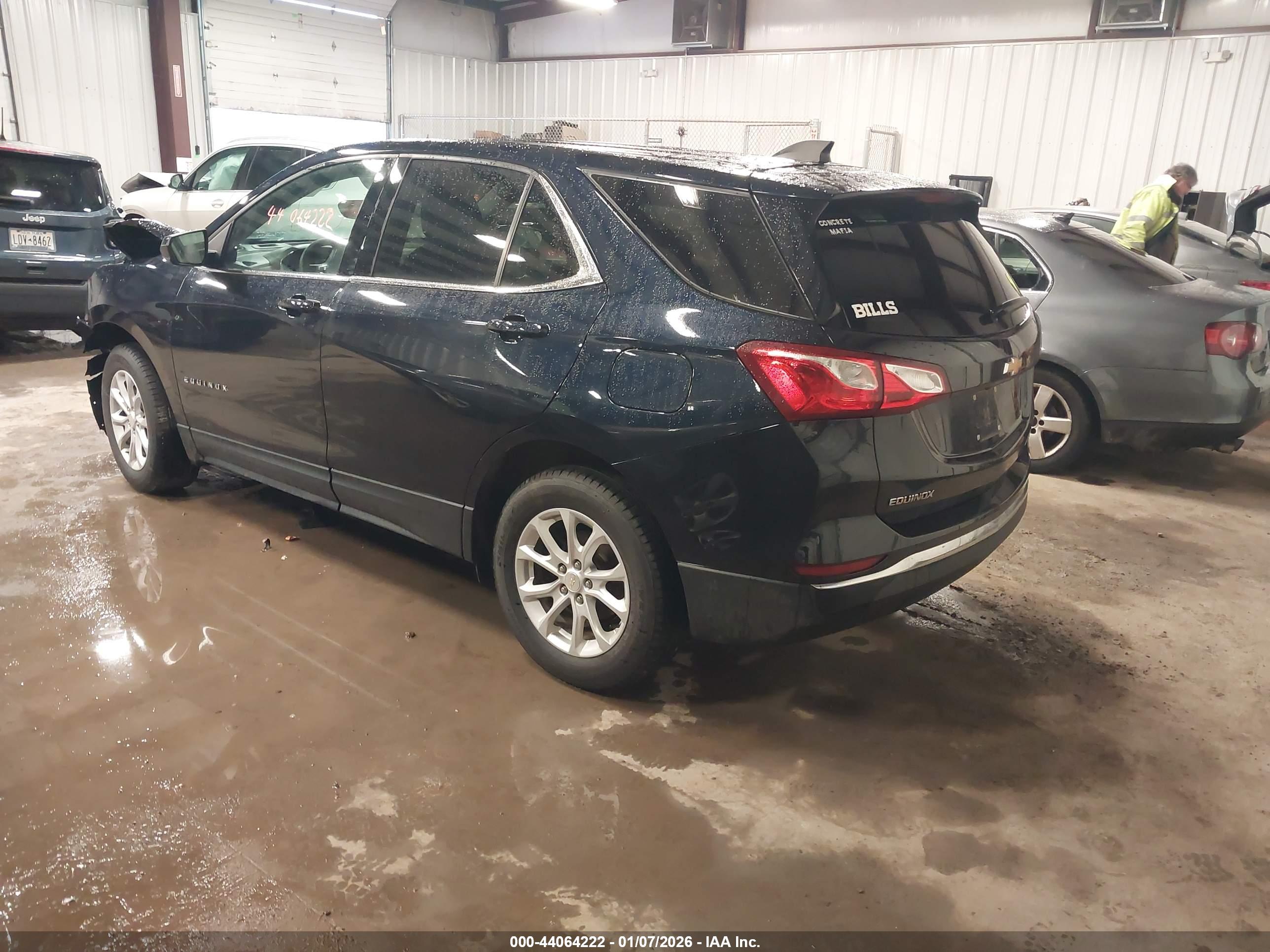 CHEVROLET EQUINOX image 3