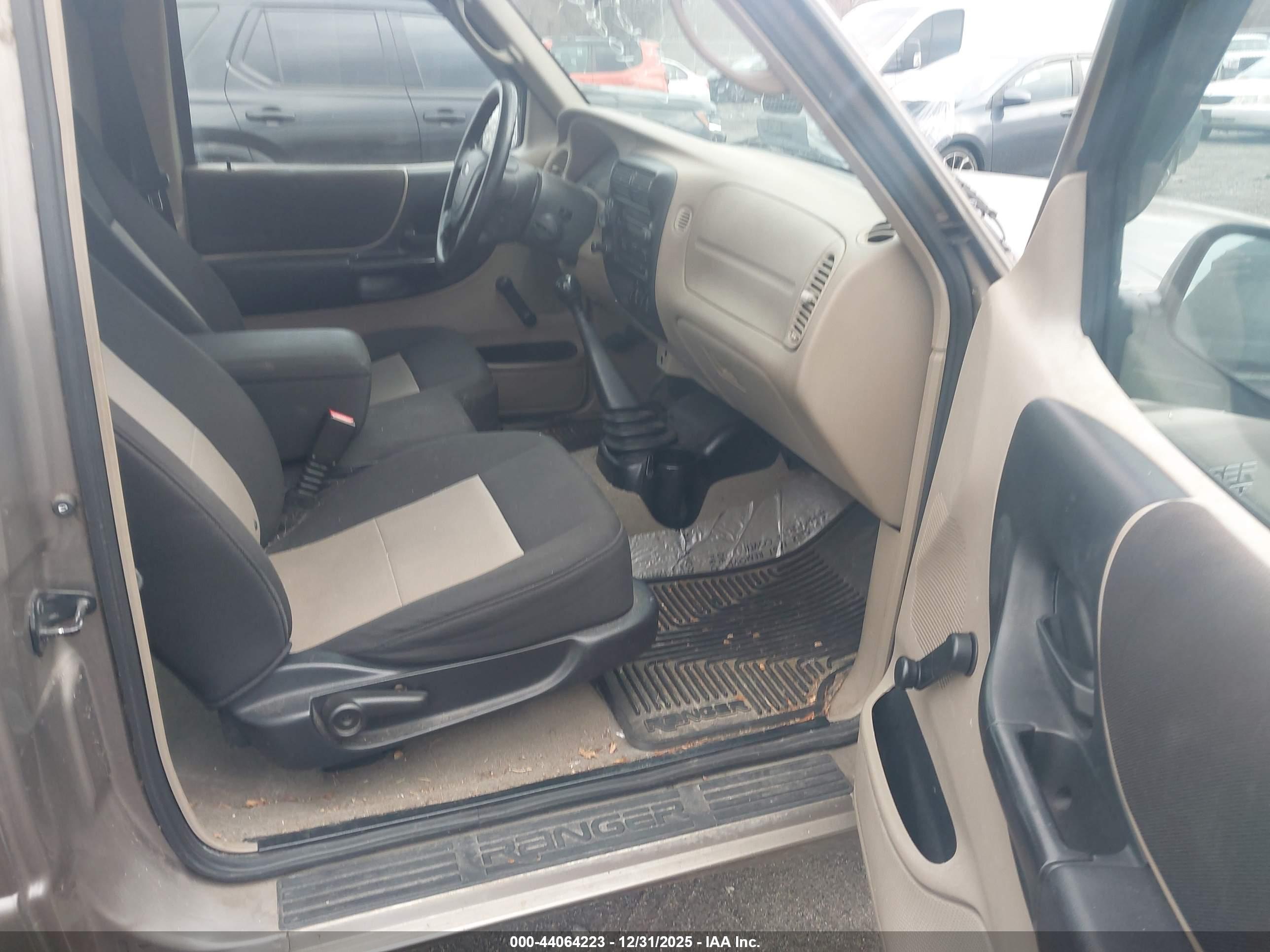FORD RANGER image 5