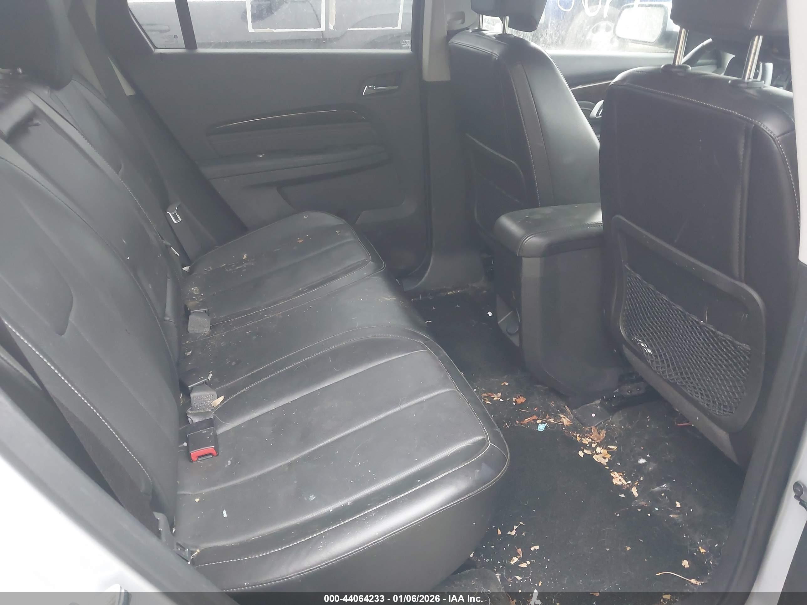GMC TERRAIN image 8