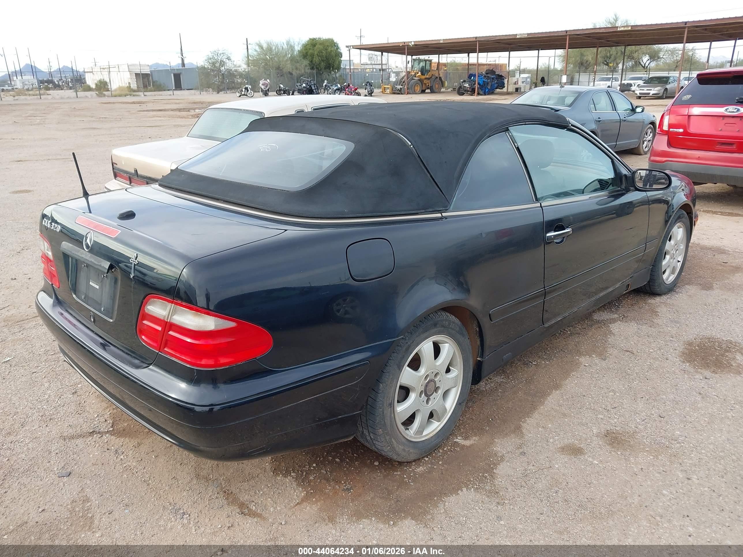 MERCEDES-BENZ CLK image 4