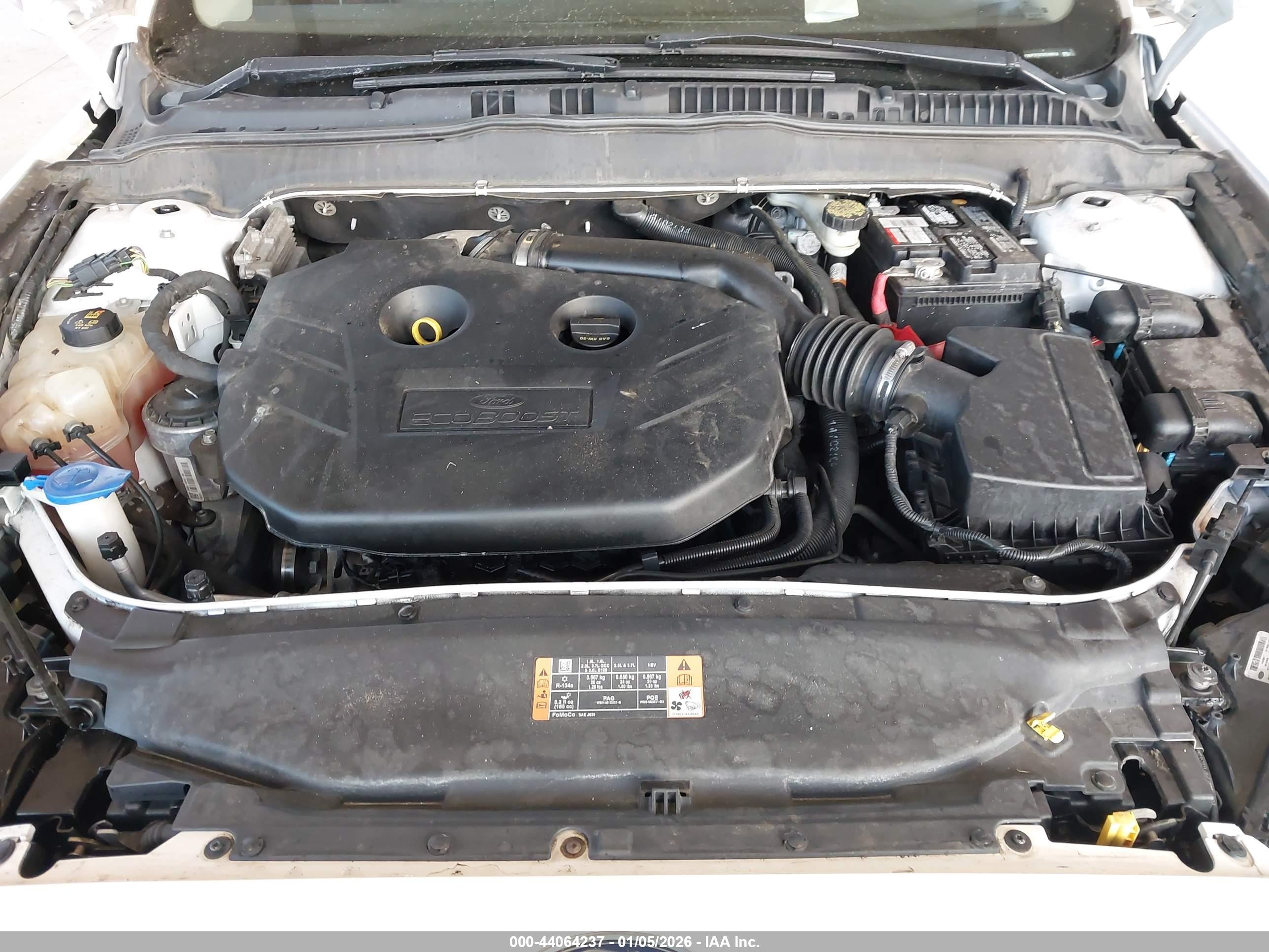 FORD FUSION image 10
