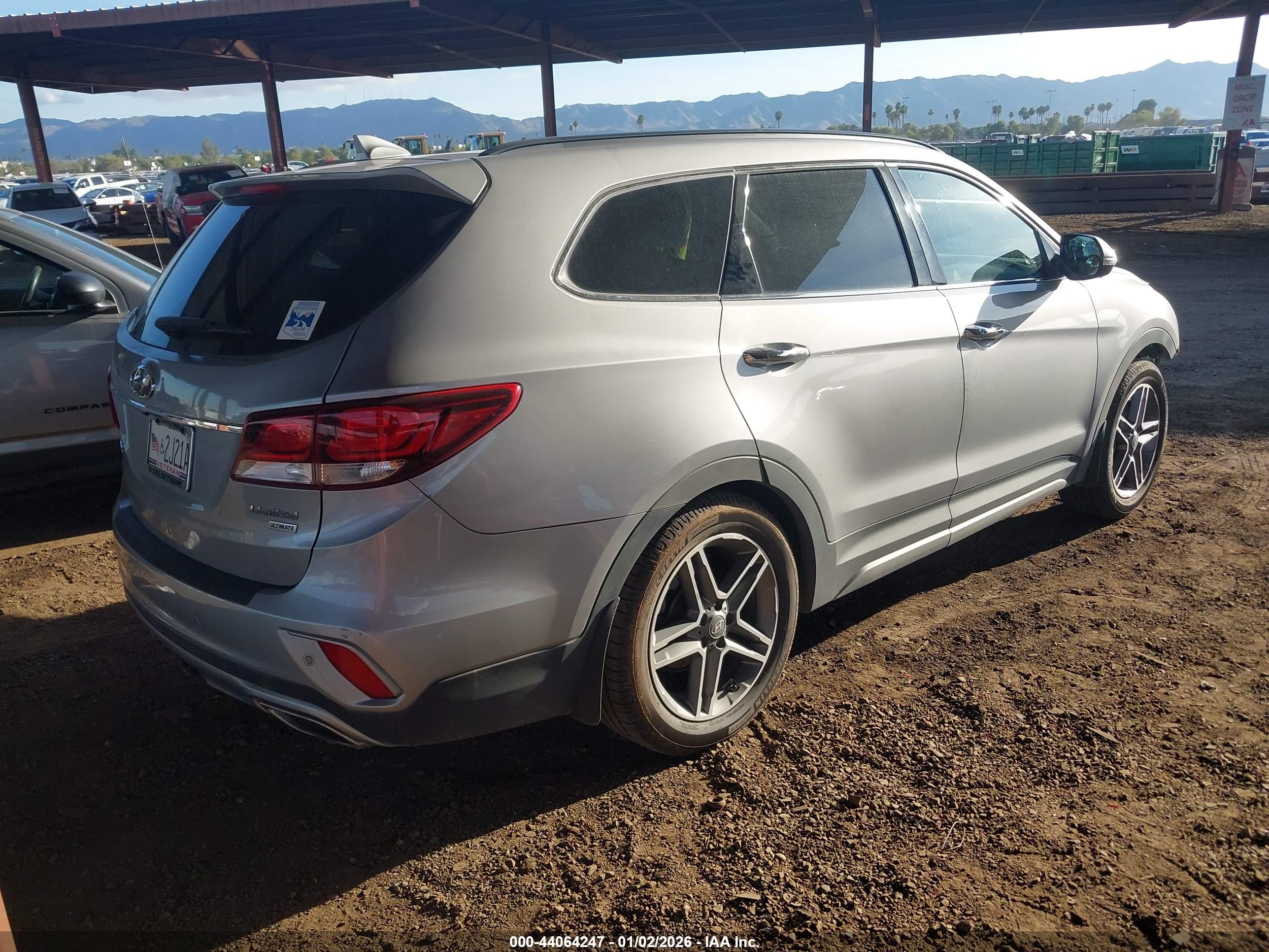 HYUNDAI SANTA image 4
