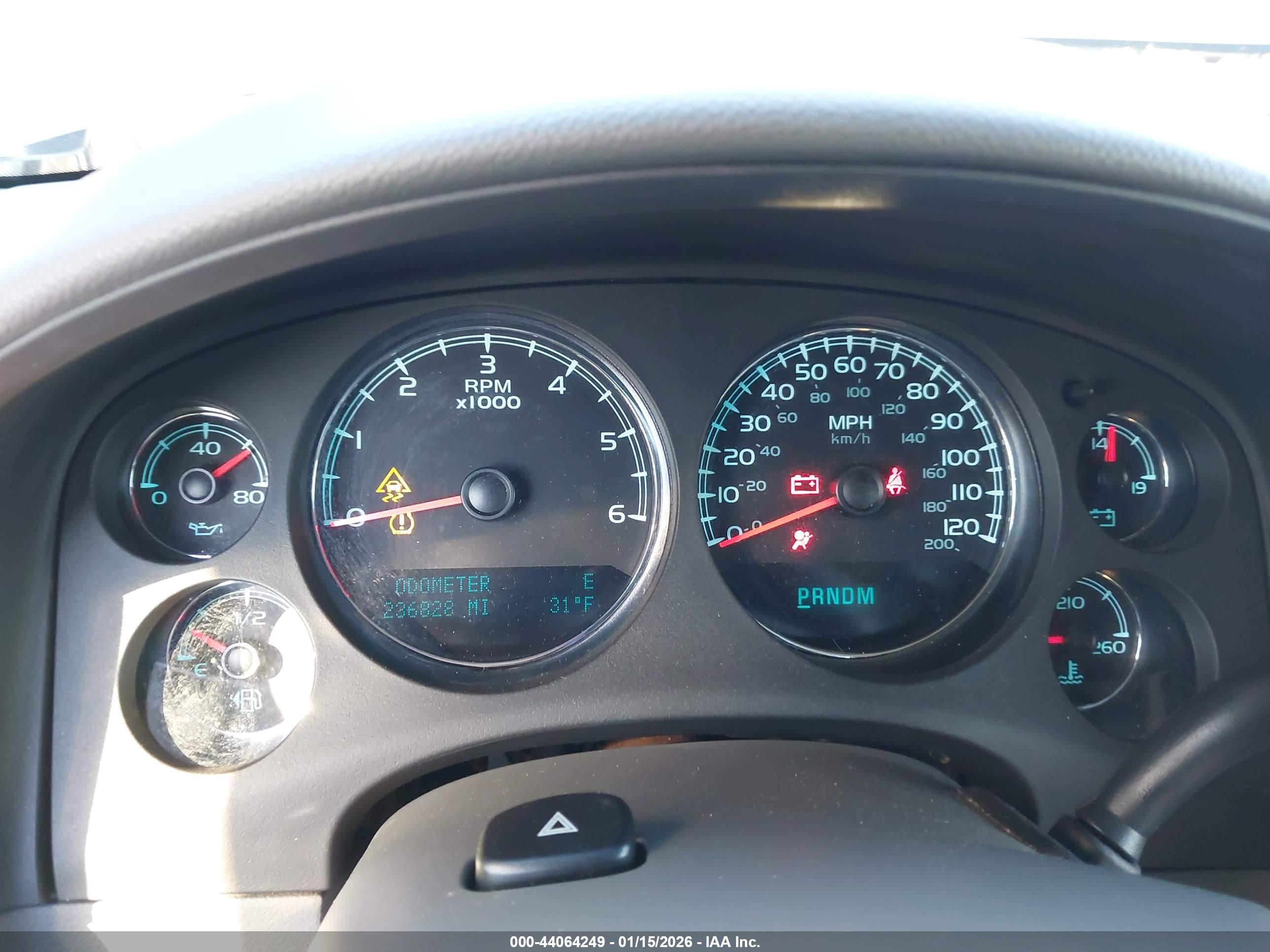 GMC YUKON image 7