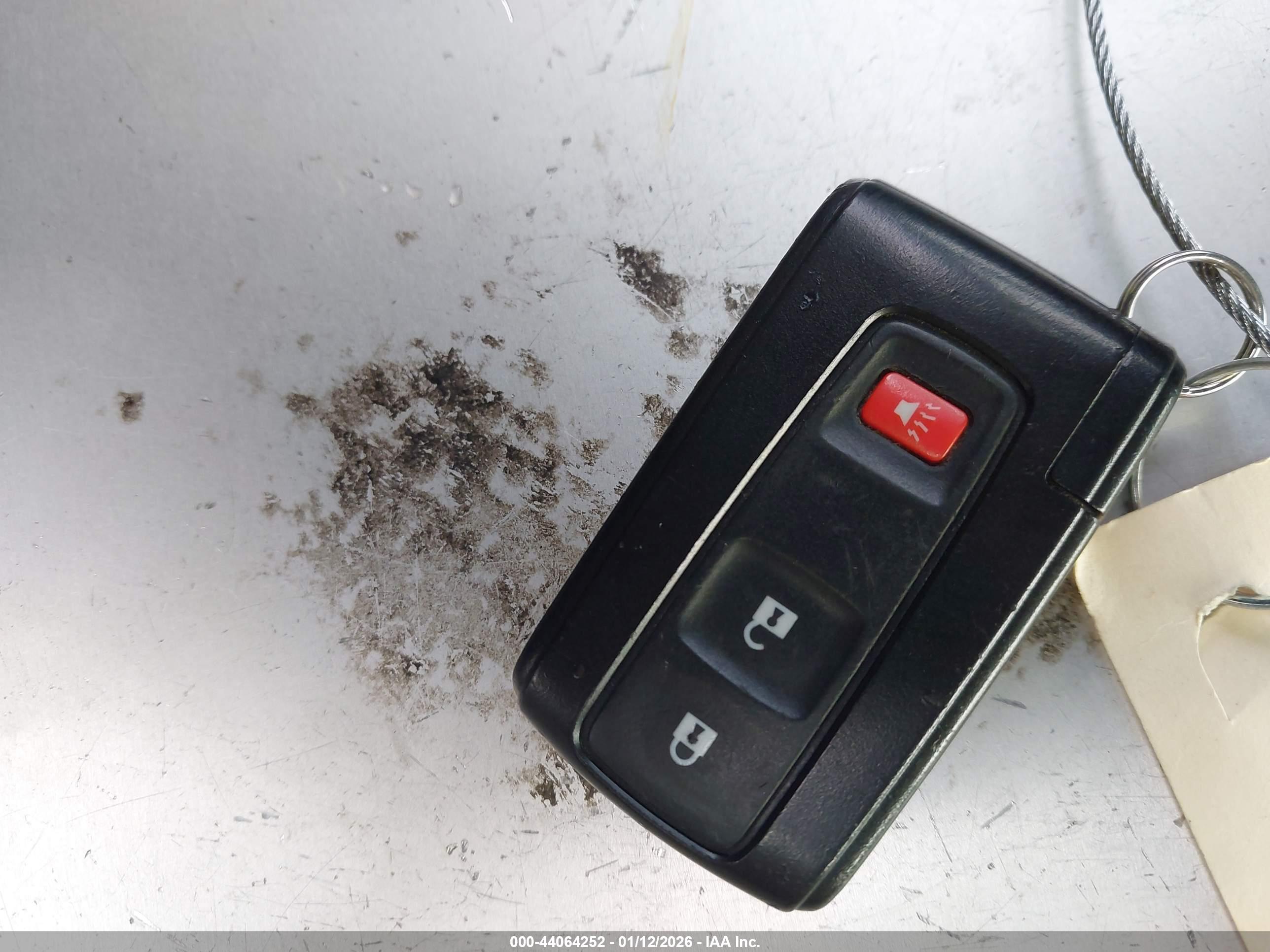 TOYOTA PRIUS image 11