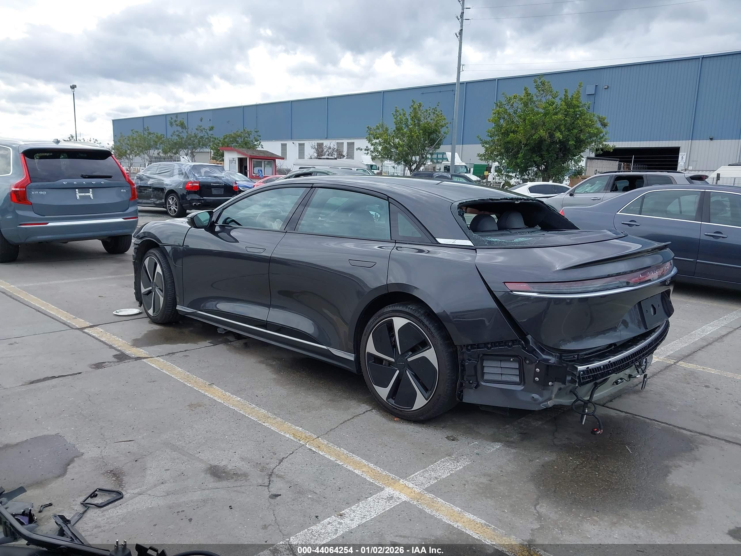 LUCID AIR image 3