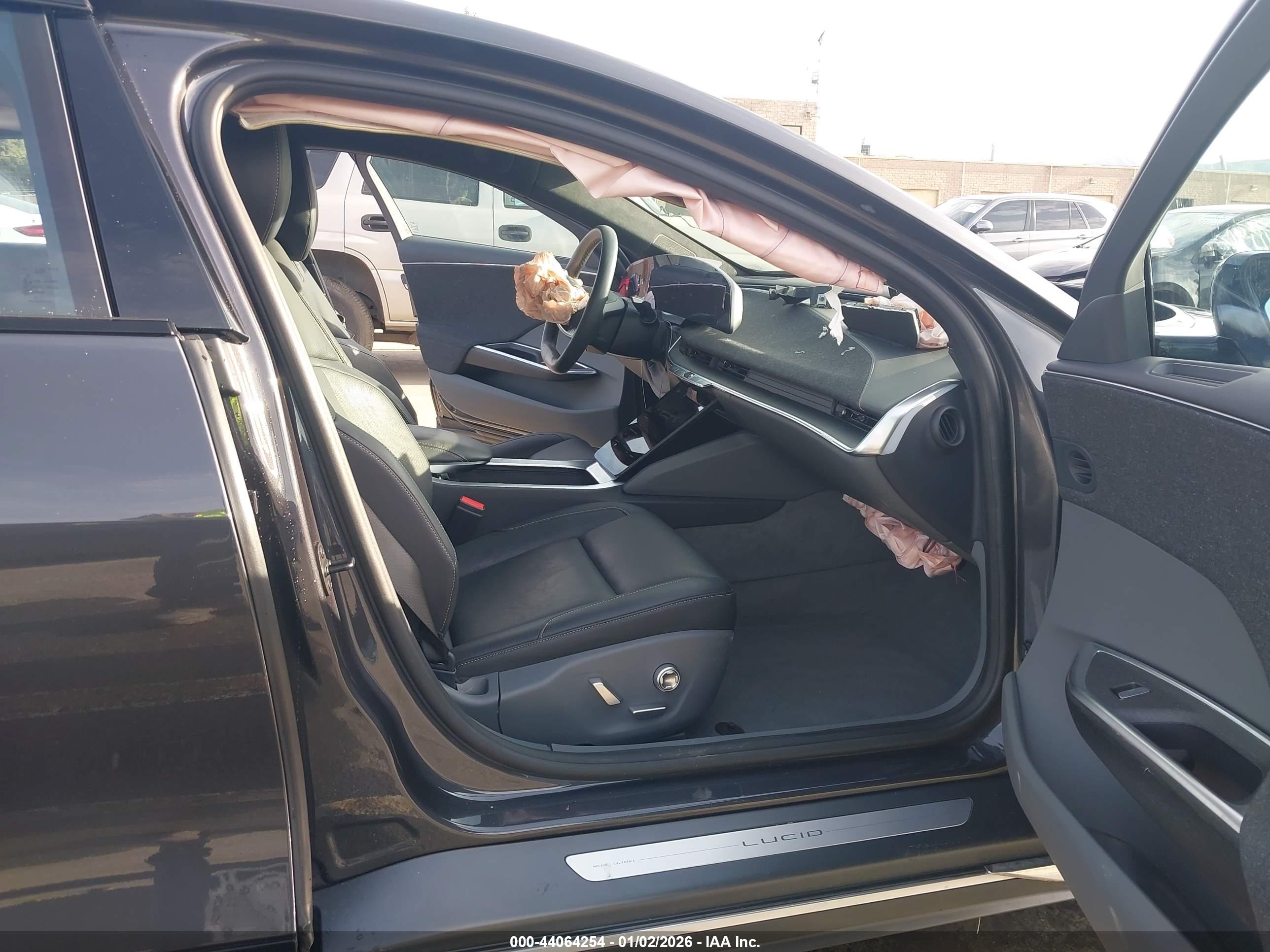 LUCID AIR image 5