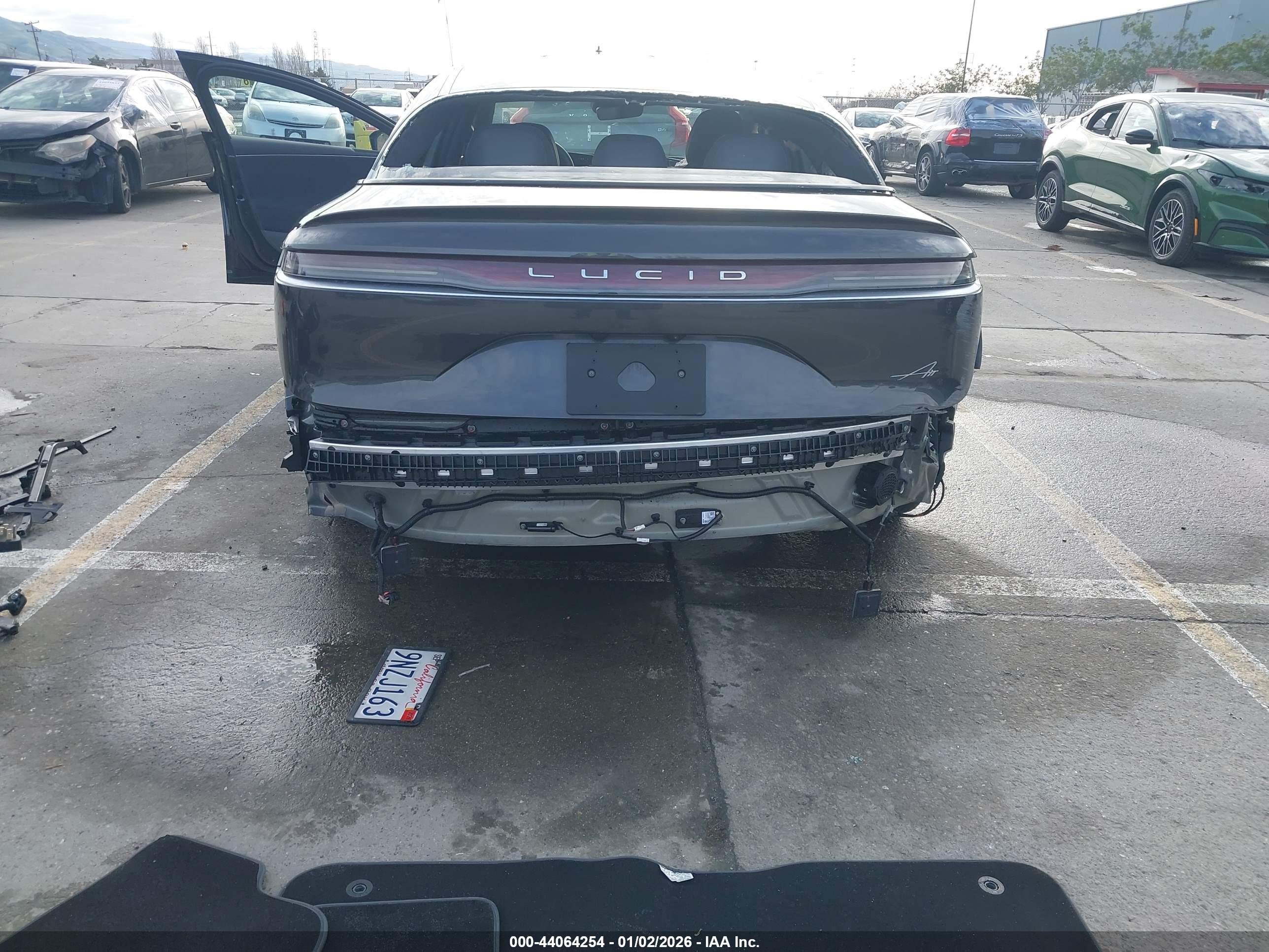 LUCID AIR image 6