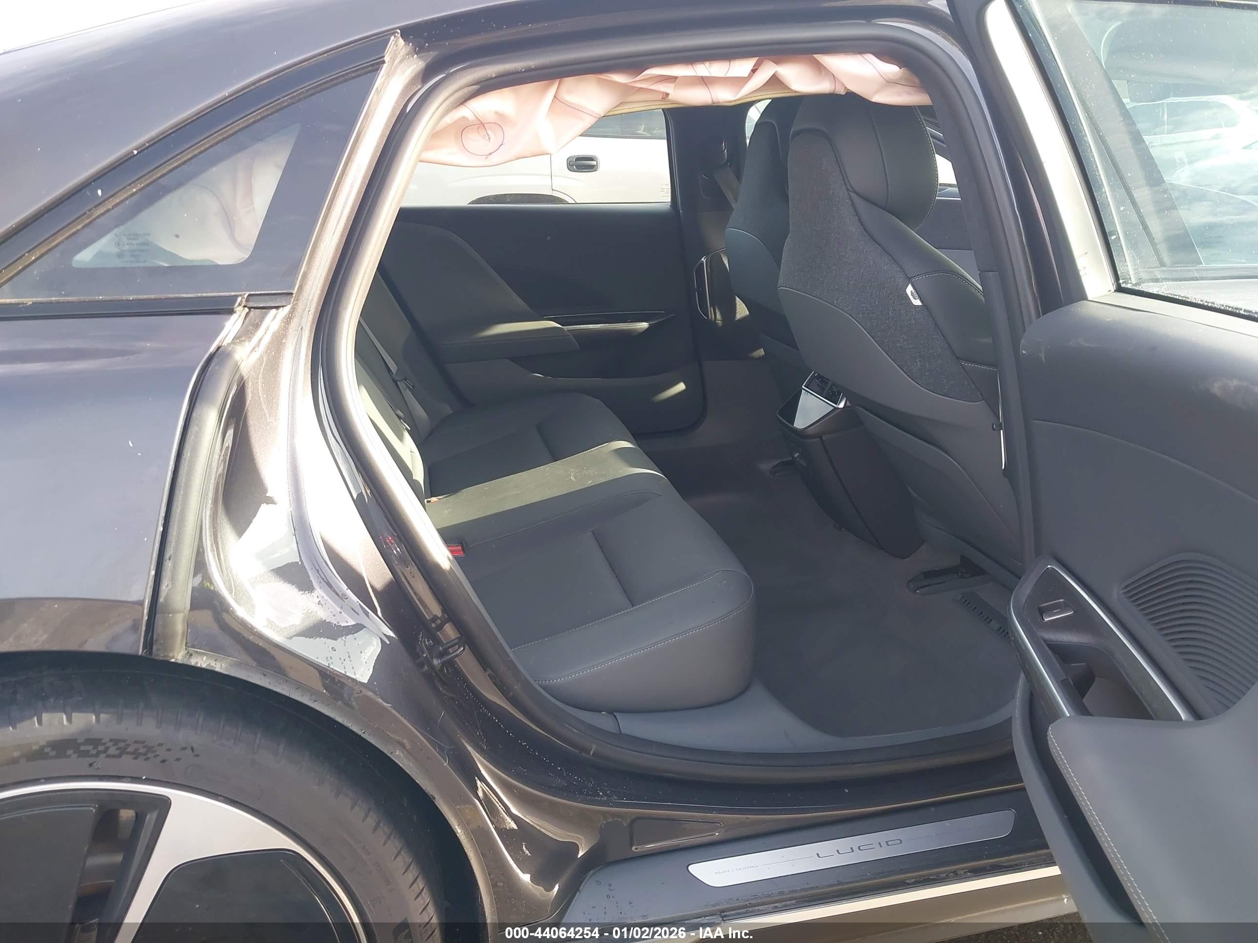 LUCID AIR image 8