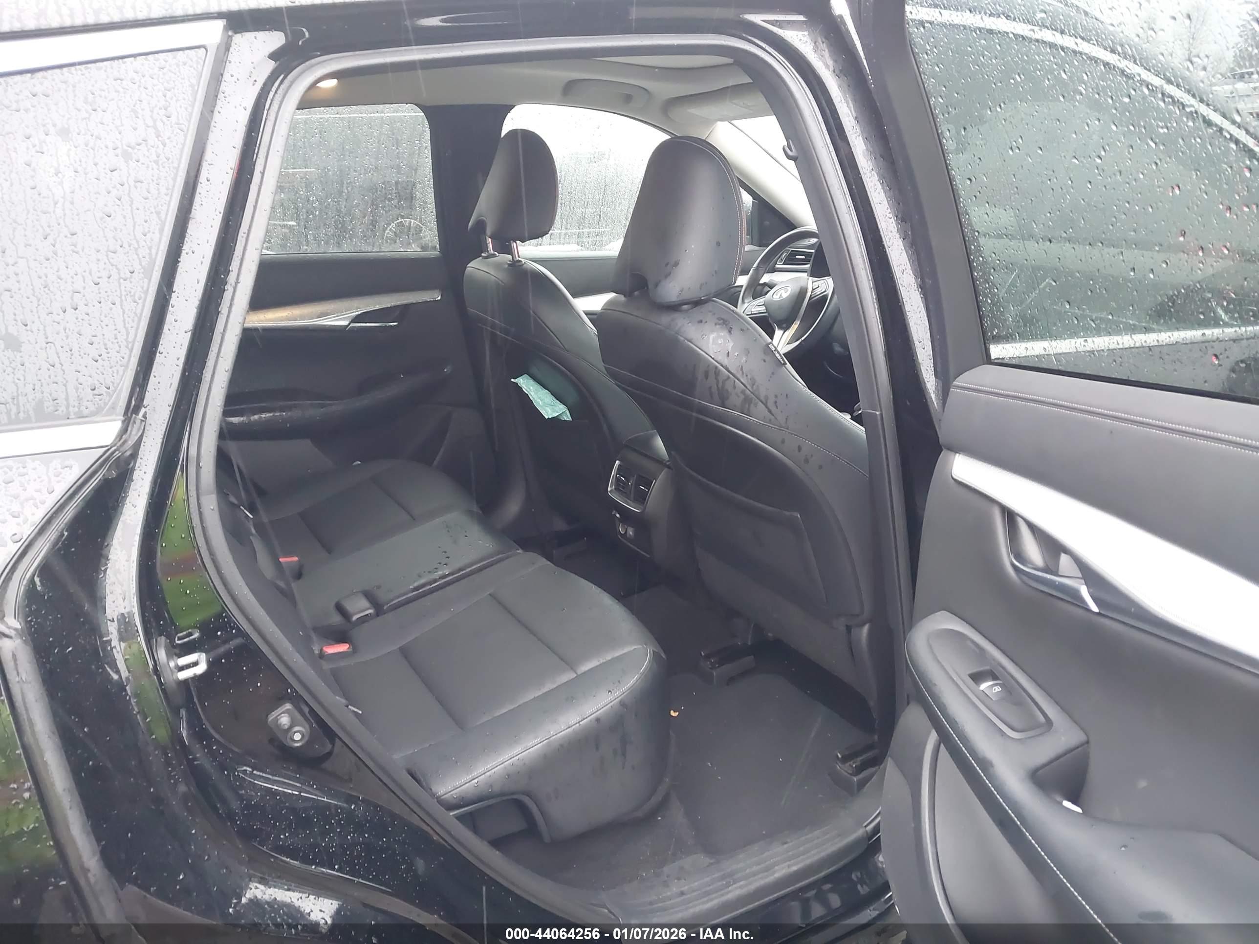 INFINITI QX50 image 8