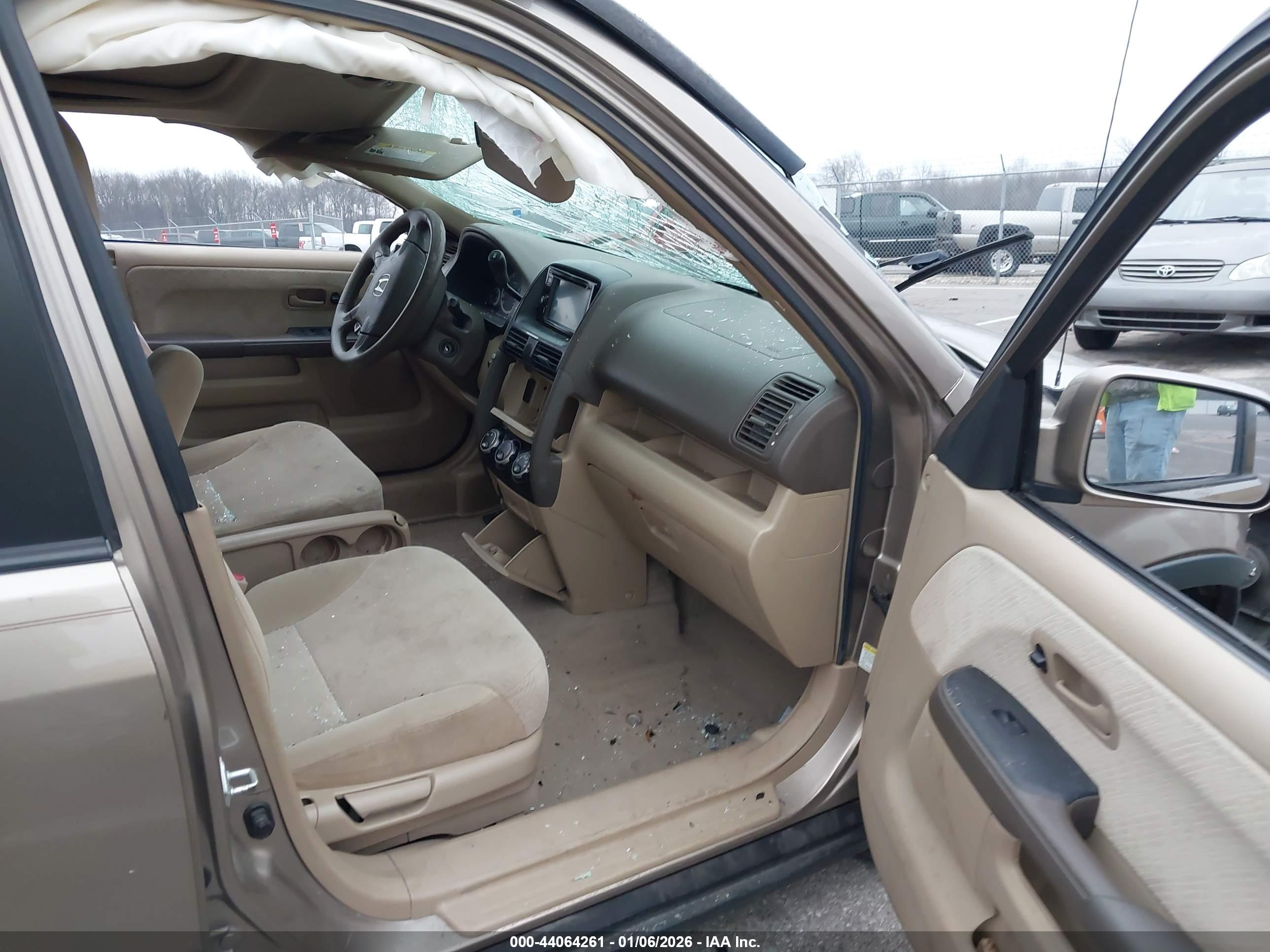 HONDA CR-V image 5