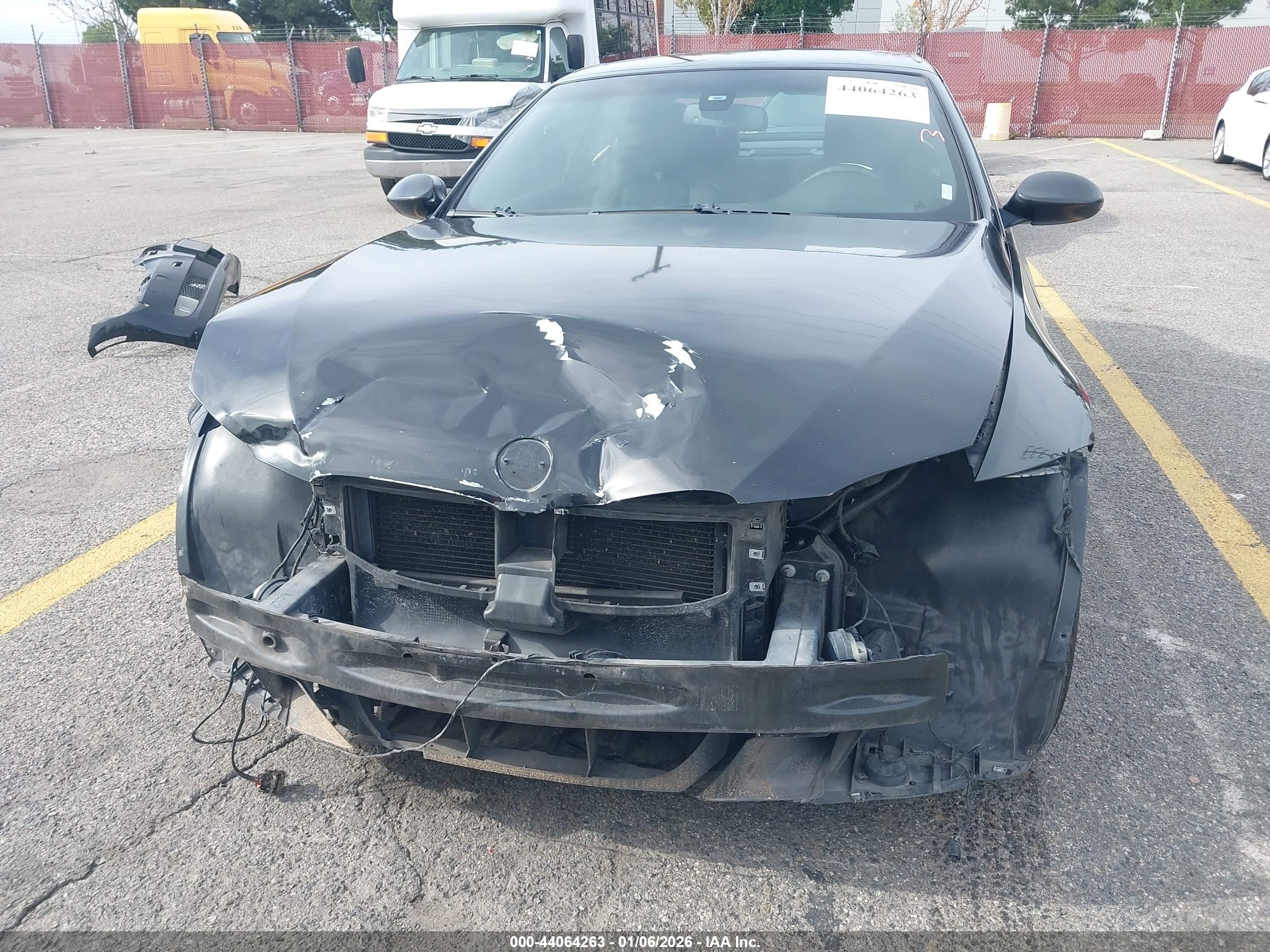 BMW 328I image 6