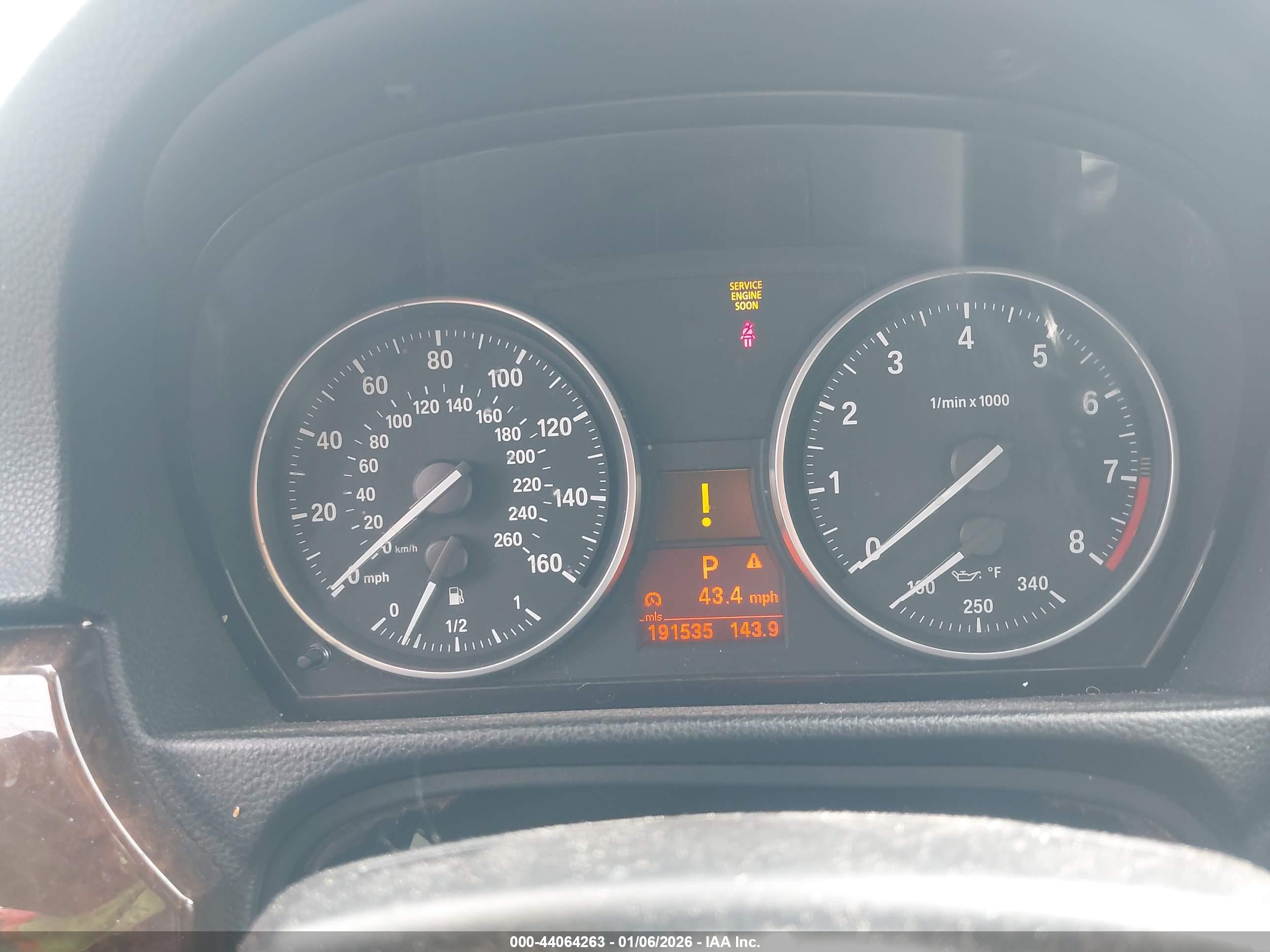 BMW 328I image 7