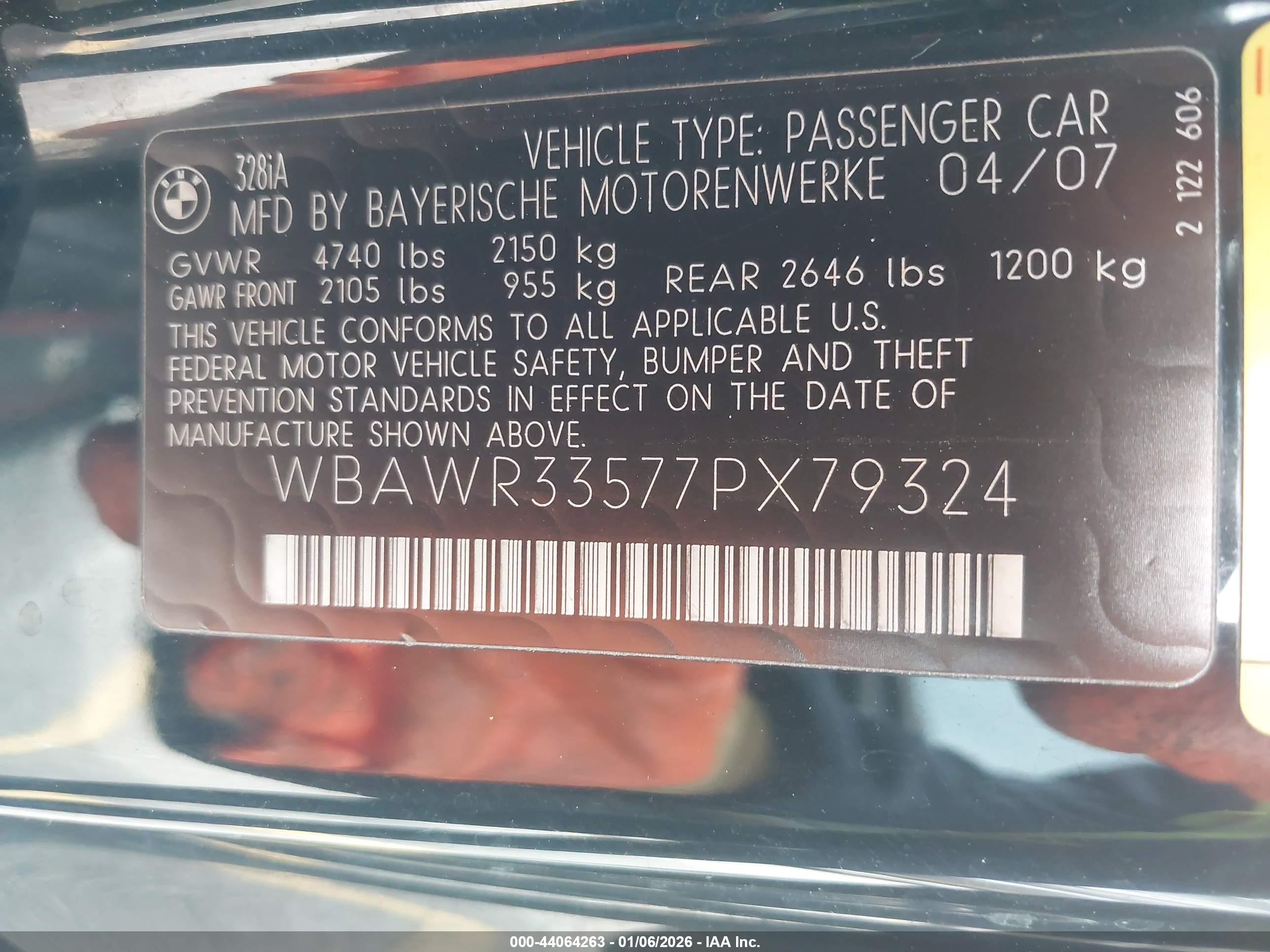 BMW 328I image 9