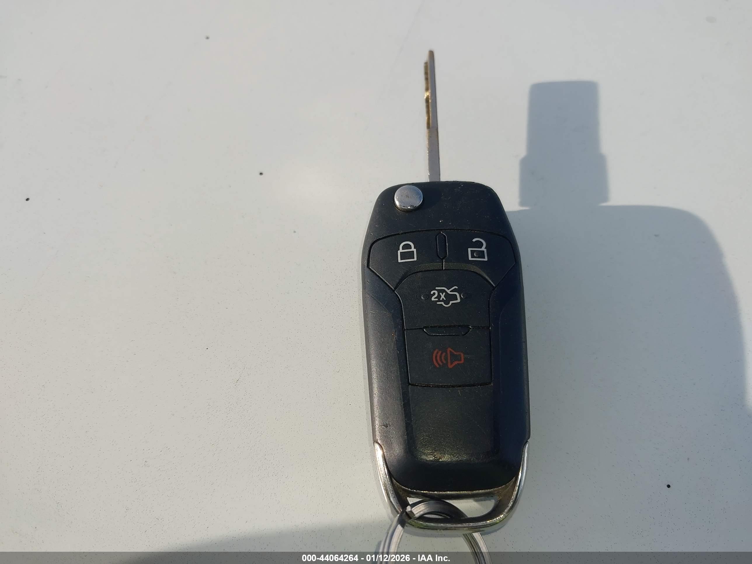 FORD FUSION image 11