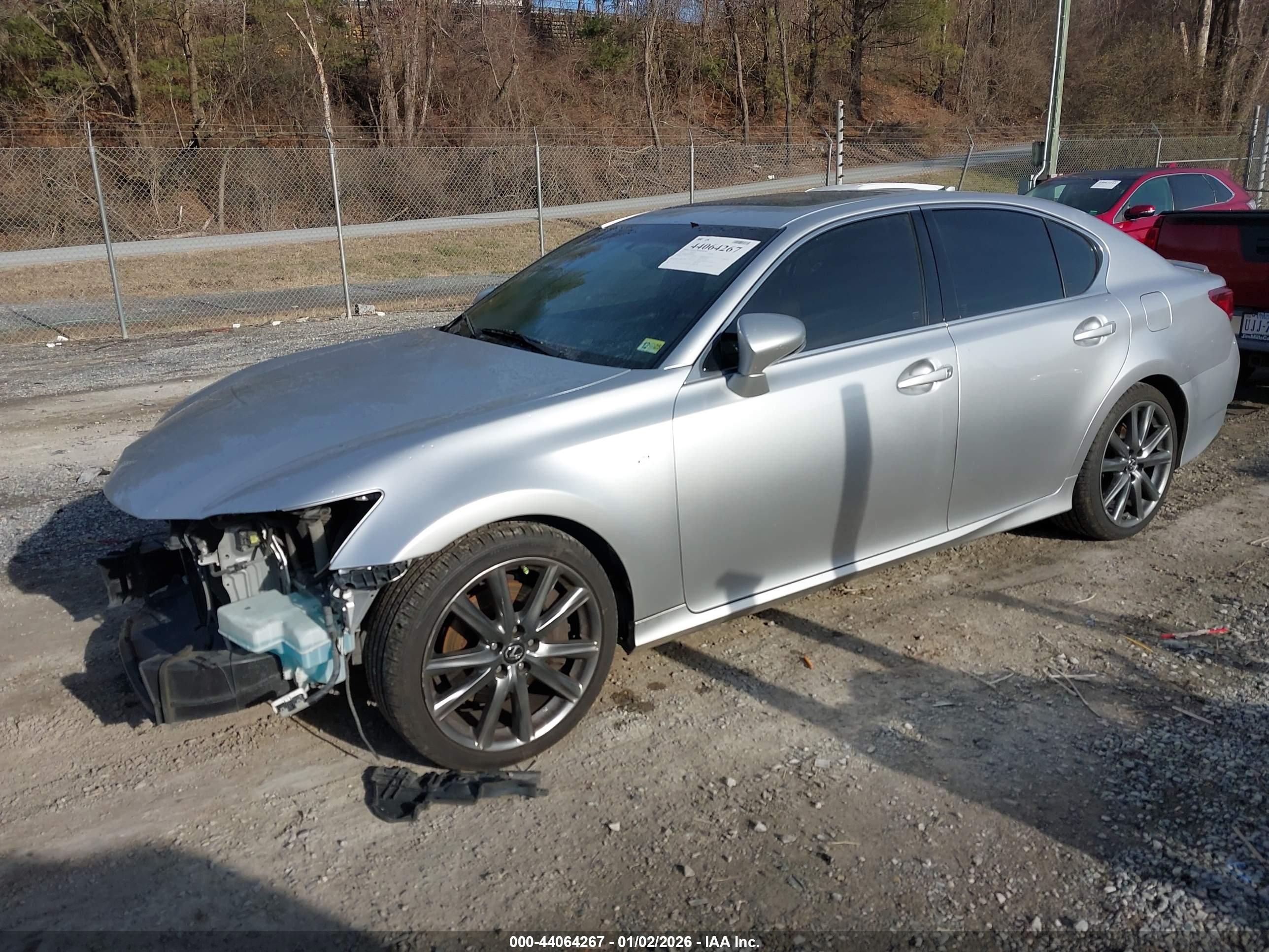 LEXUS GS image 2