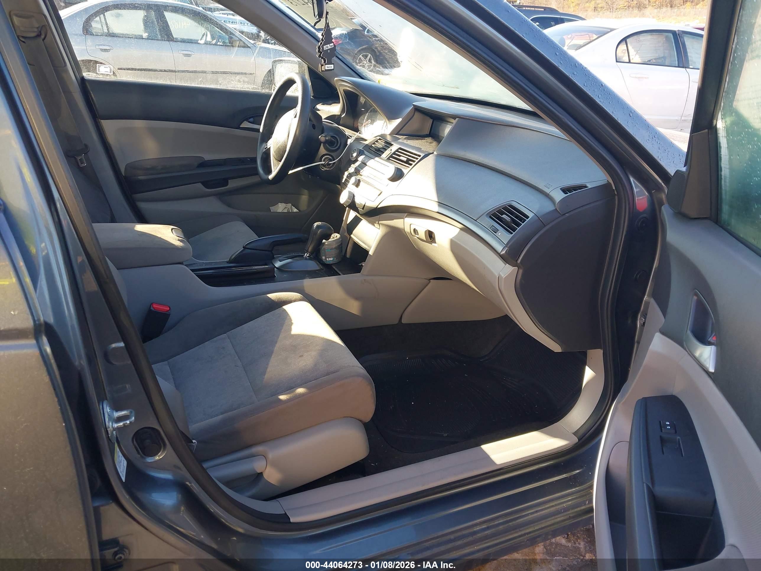 HONDA ACCORD image 5