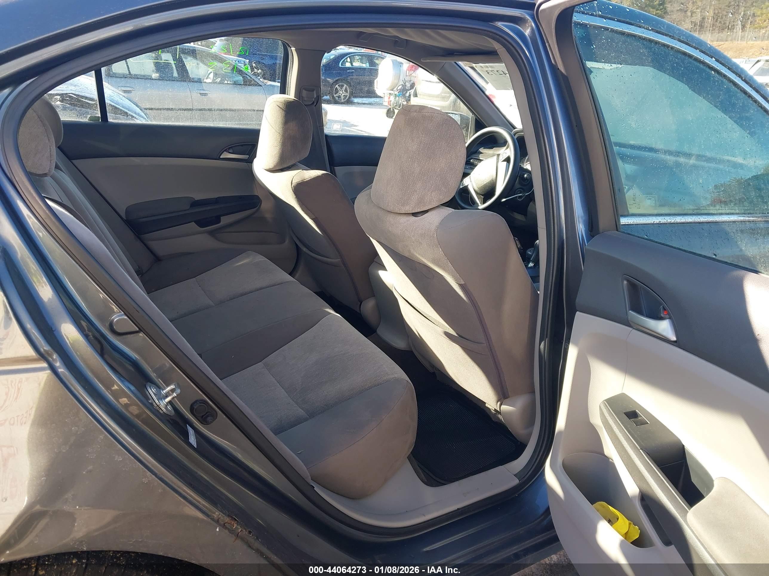 HONDA ACCORD image 8