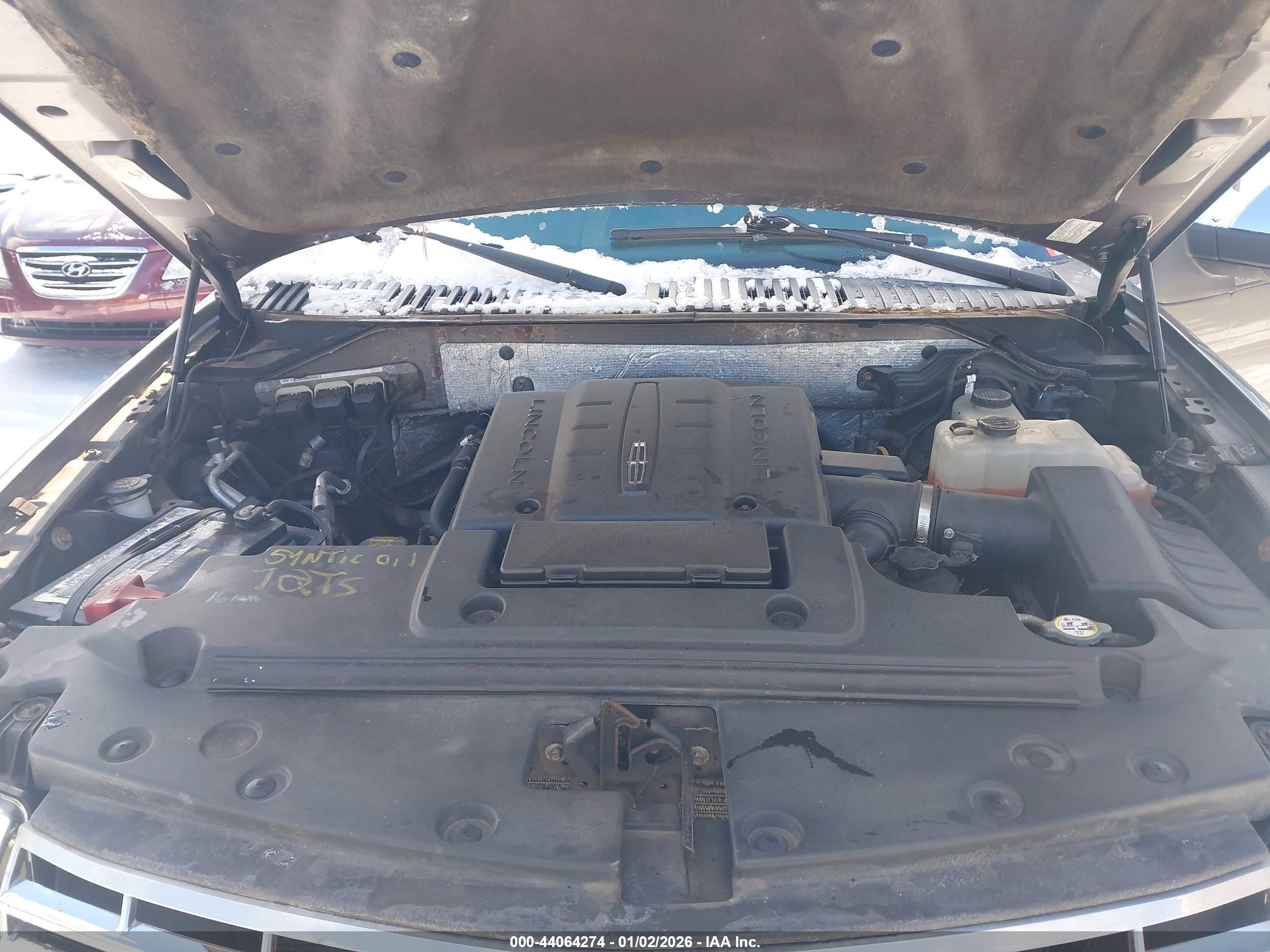 LINCOLN NAVIGATOR image 10