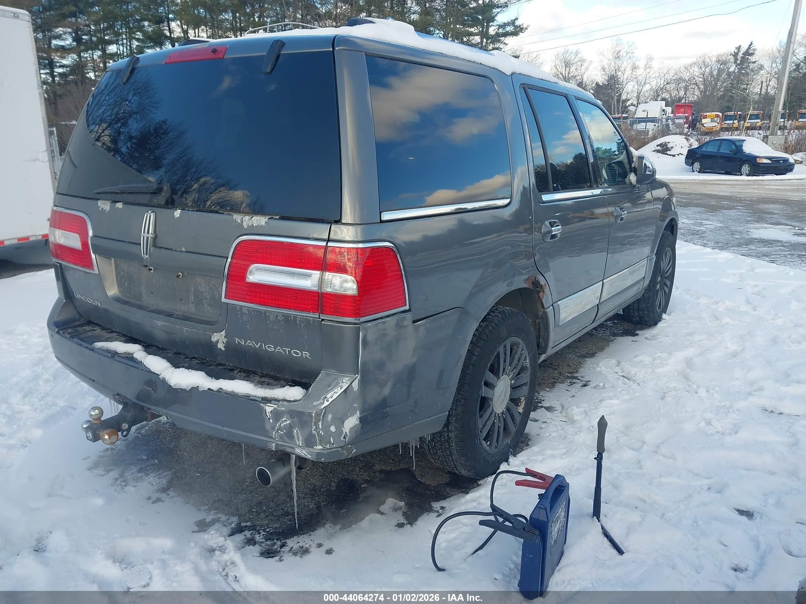 LINCOLN NAVIGATOR image 6