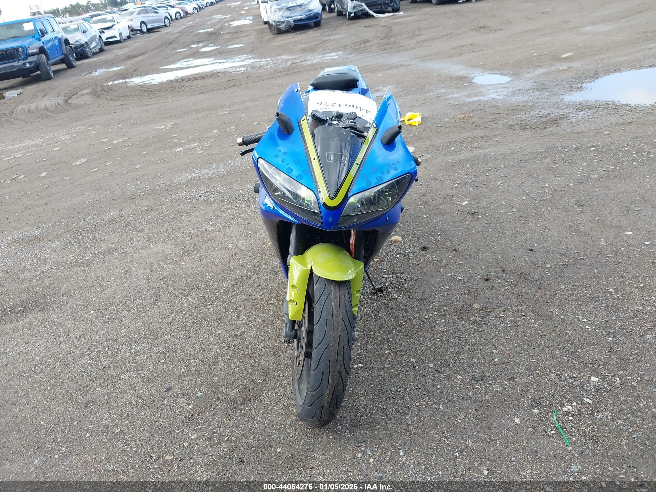 YAMAHA YZFR1 image 5