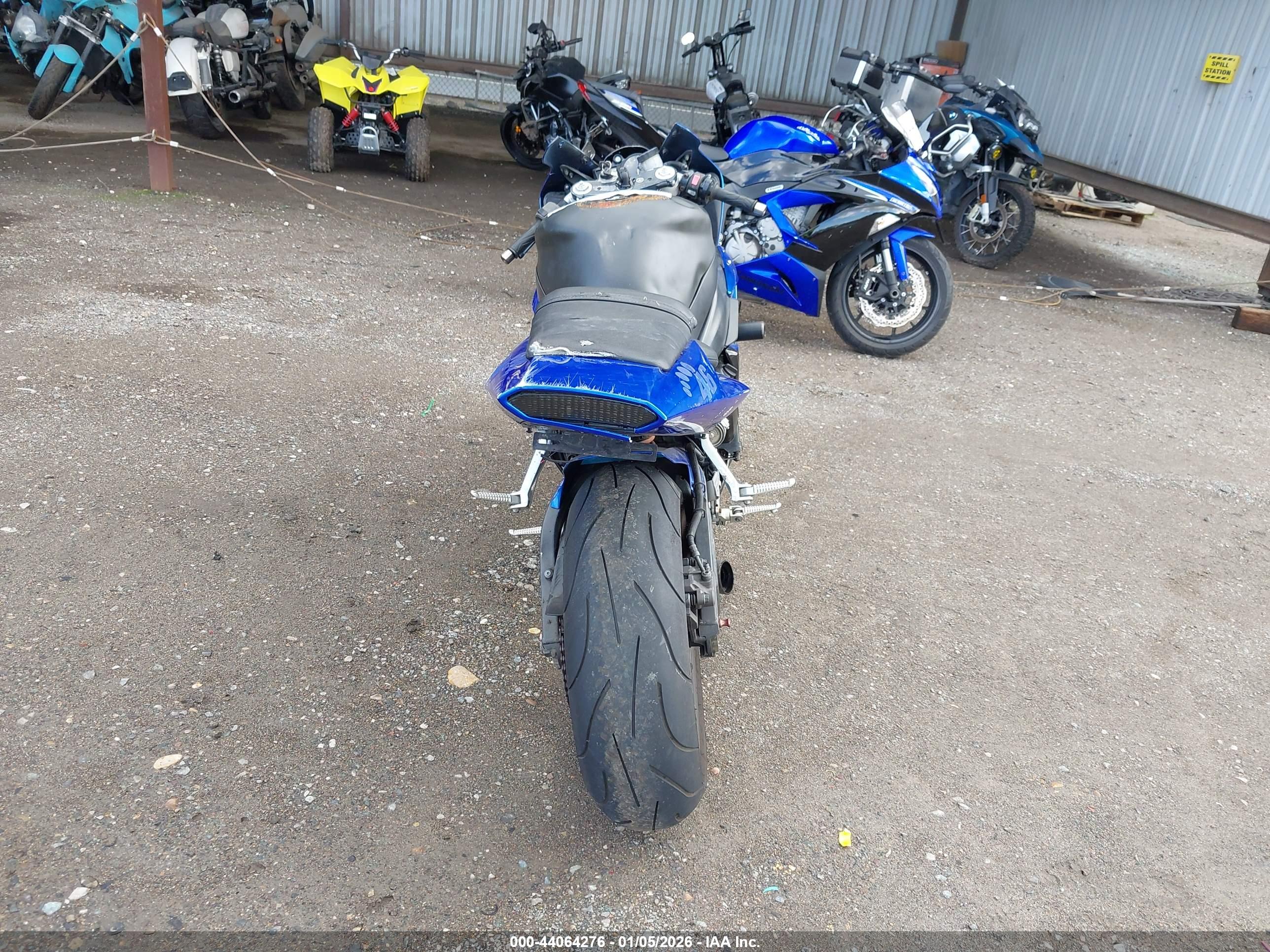 YAMAHA YZFR1 image 6