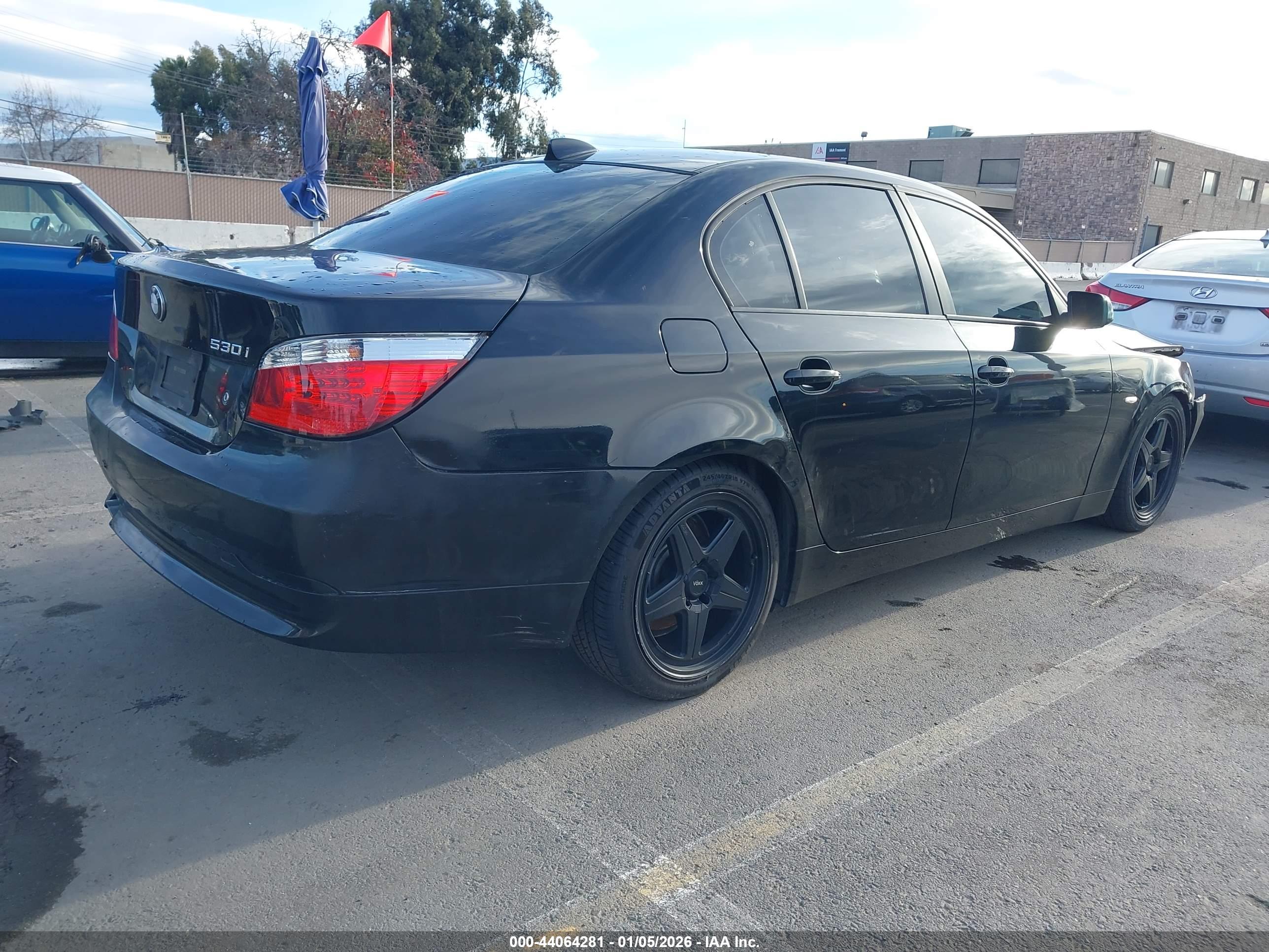 BMW 530I image 4
