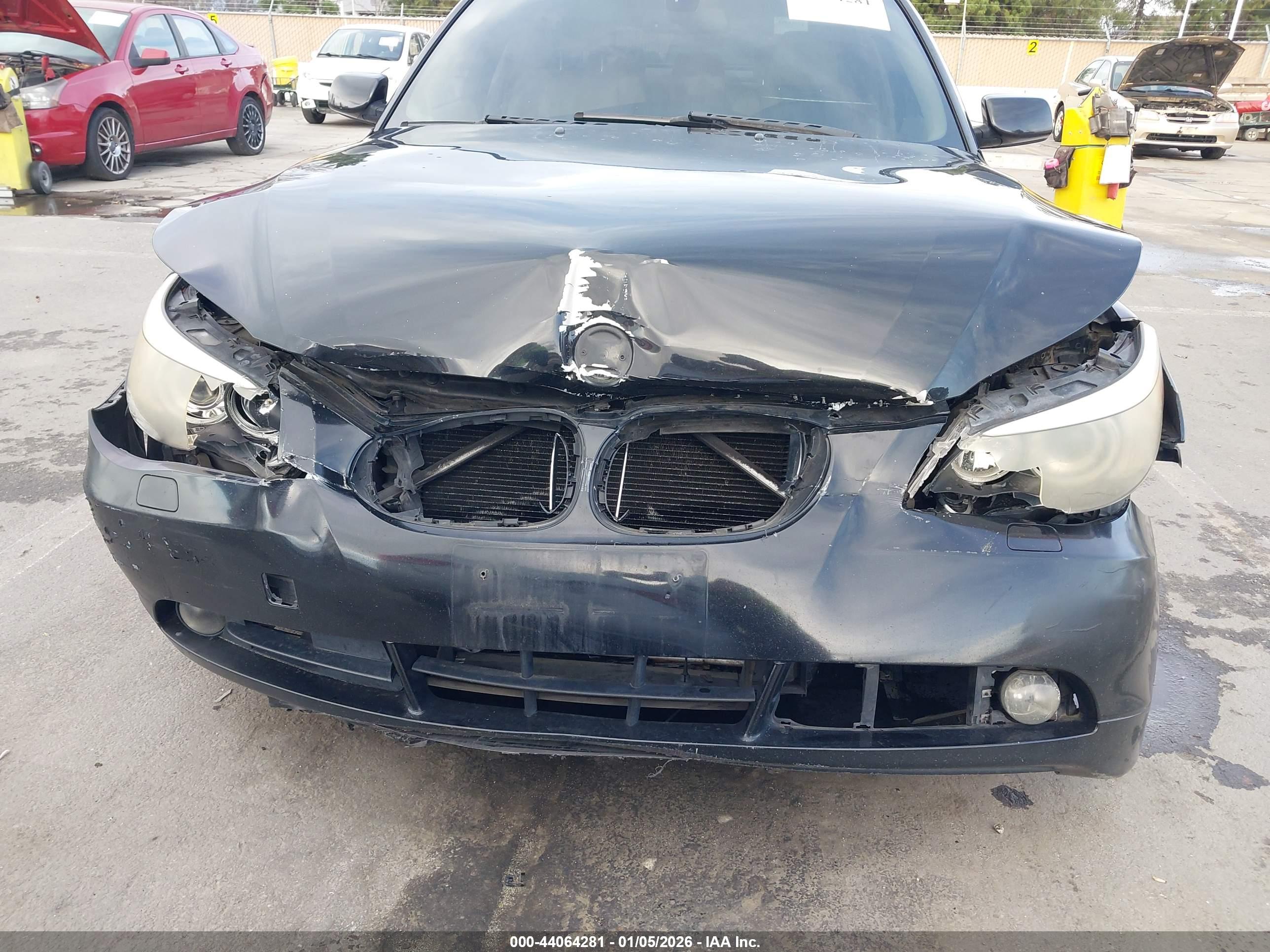 BMW 530I image 6