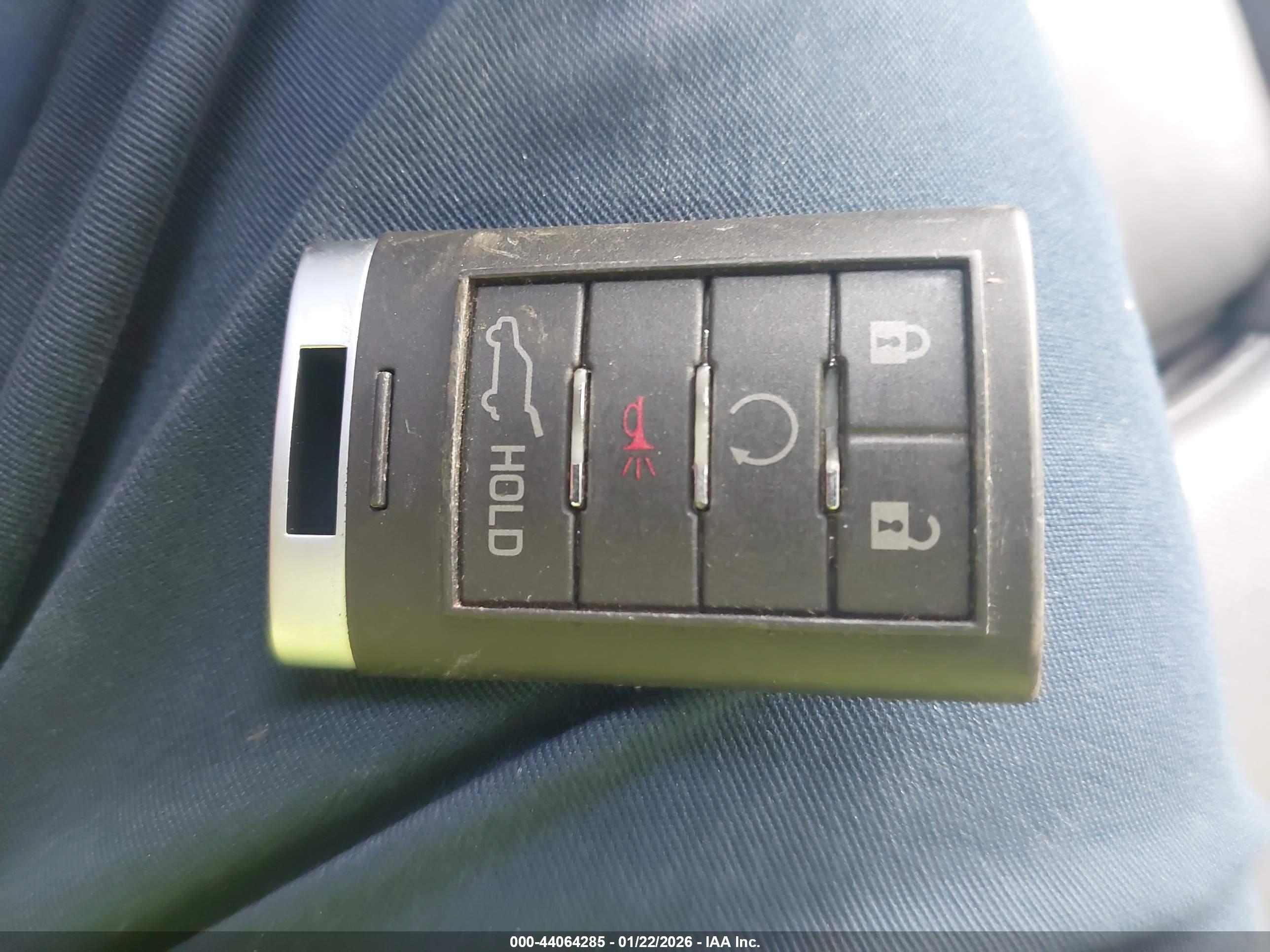 CADILLAC SRX image 11