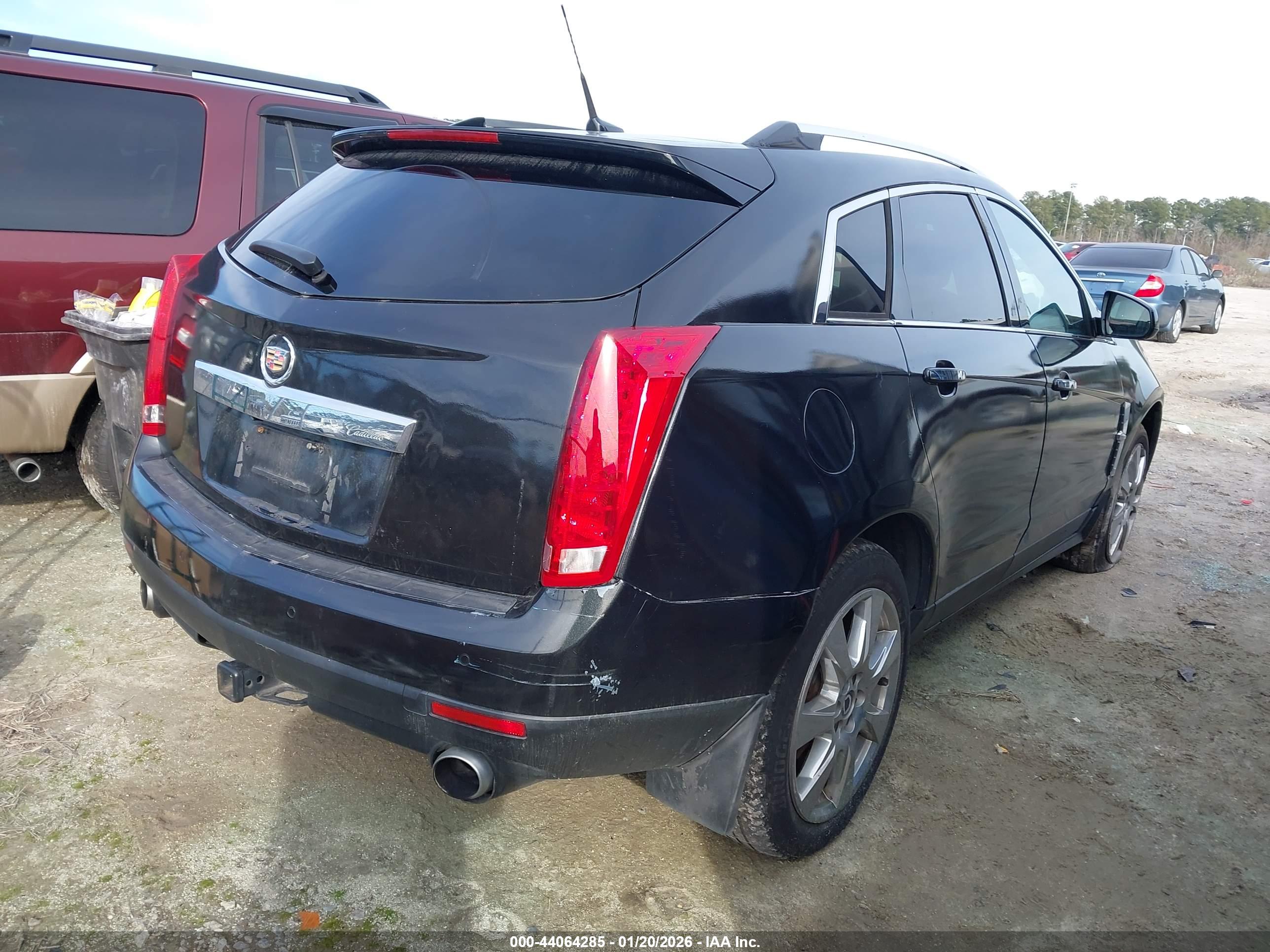 CADILLAC SRX image 4