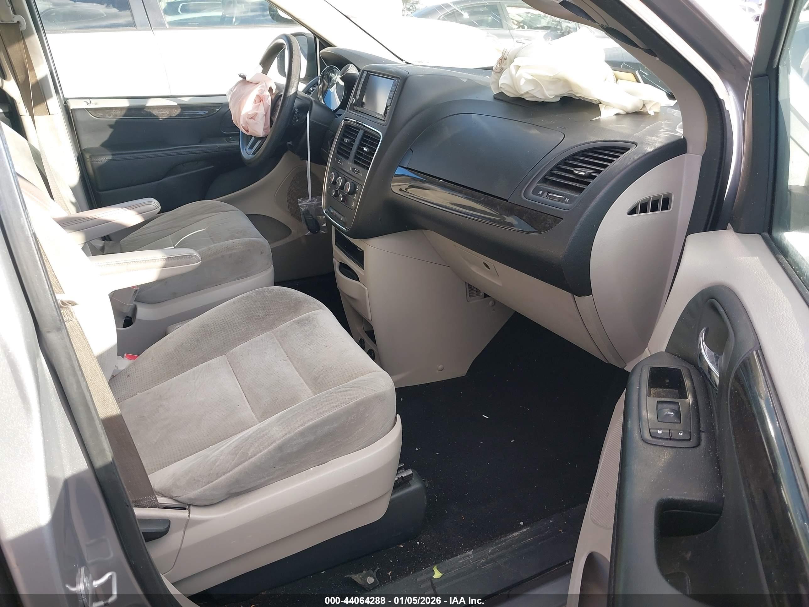 DODGE GRAND image 5