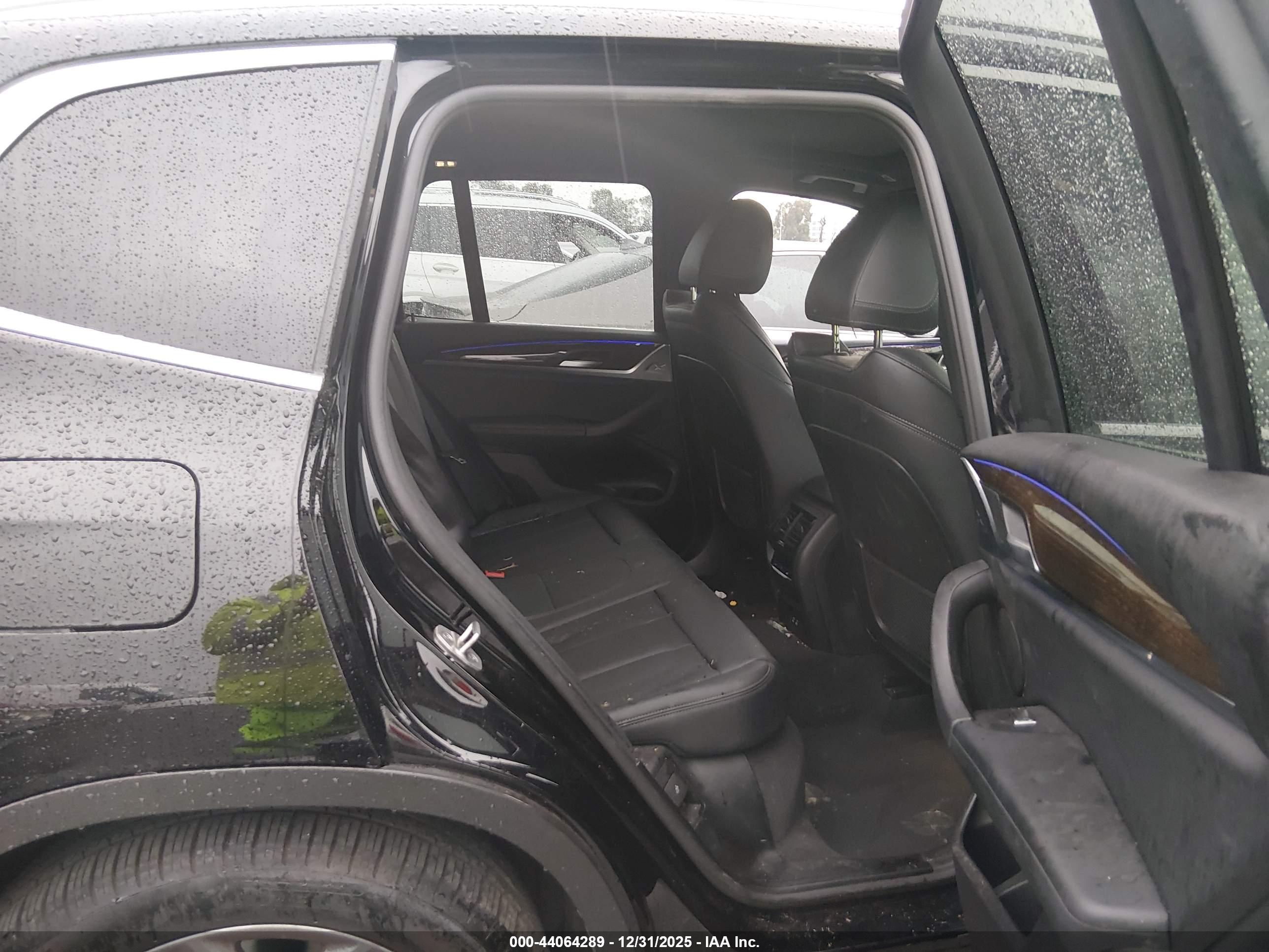 BMW X3 image 8