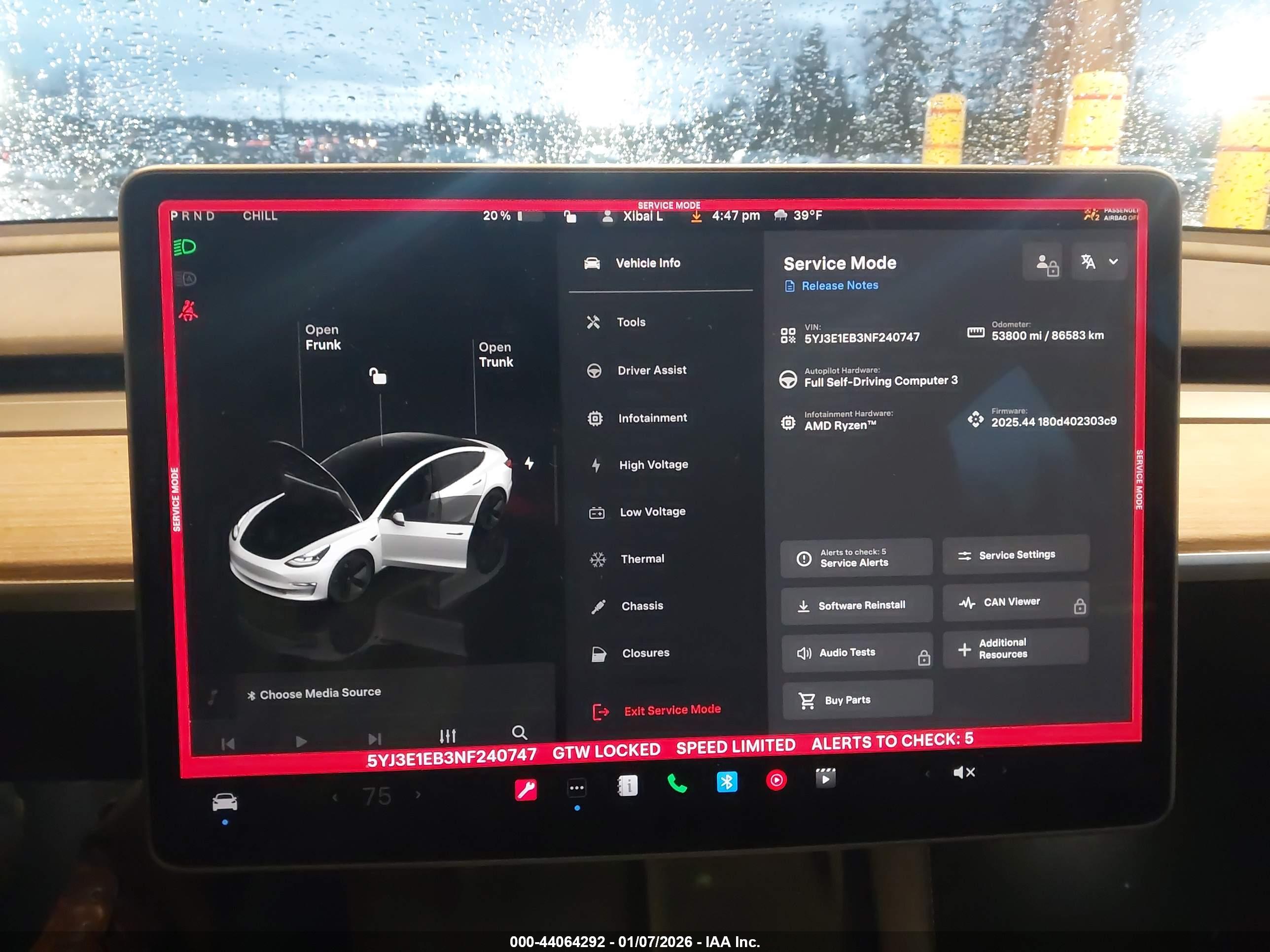 TESLA MODEL image 7