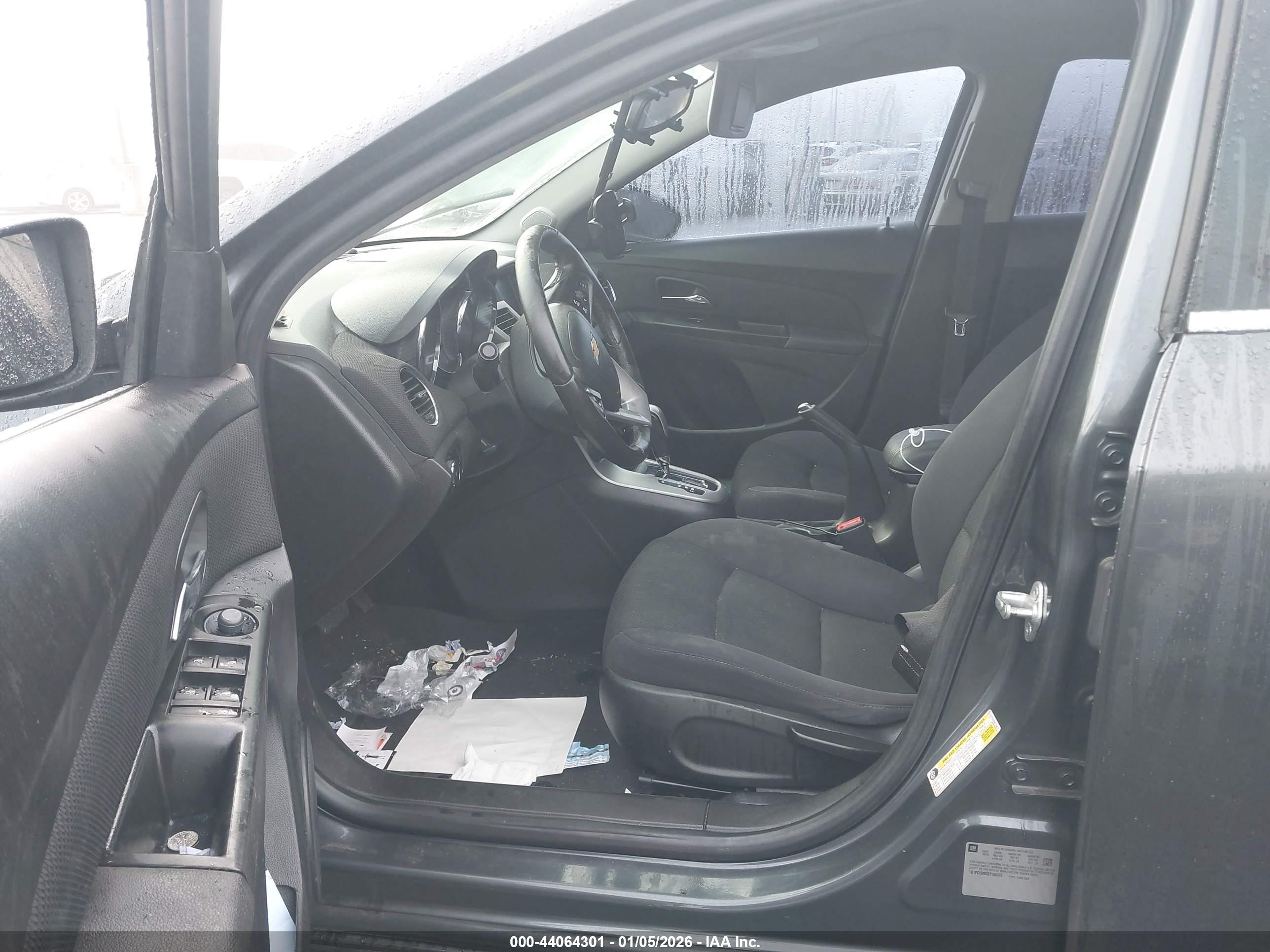 CHEVROLET CRUZE image 5