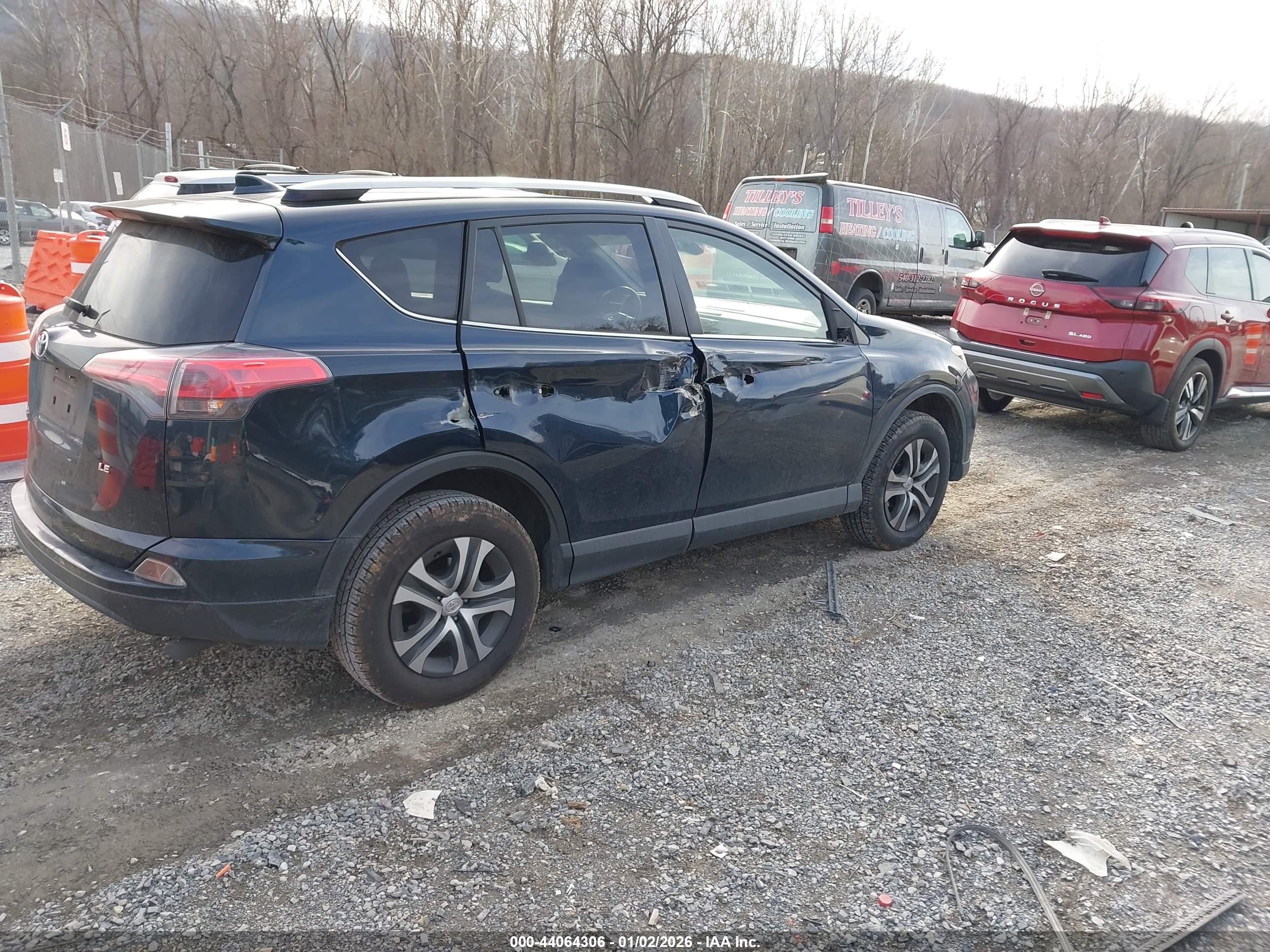 TOYOTA RAV4 image 4