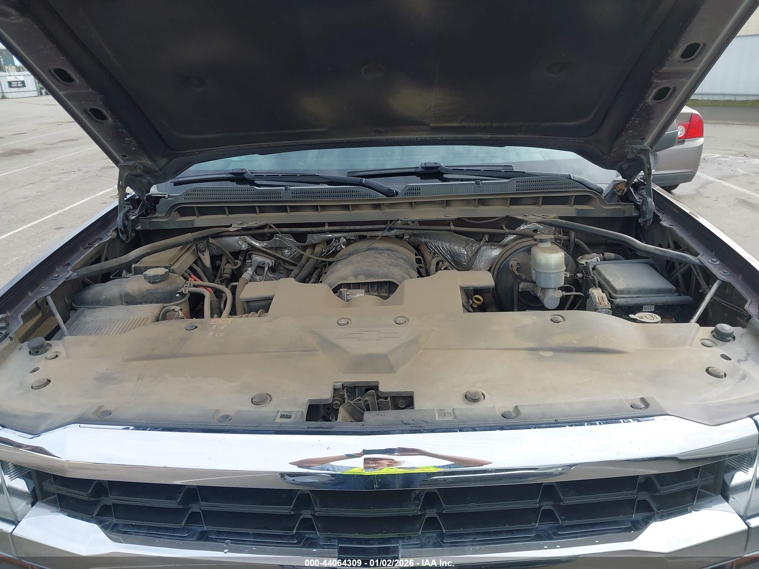 CHEVROLET SILVERADO image 10