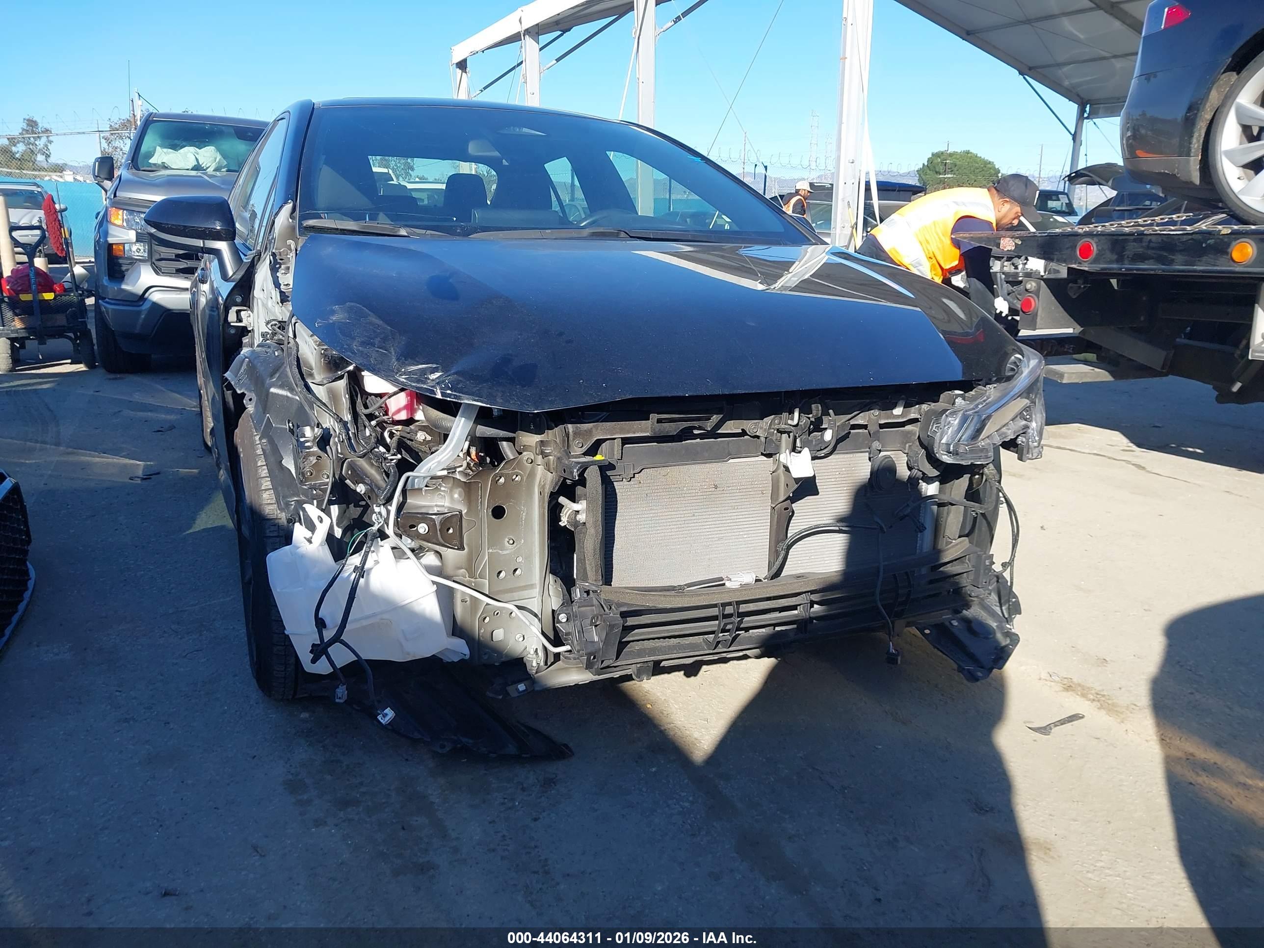 TOYOTA COROLLA image 6