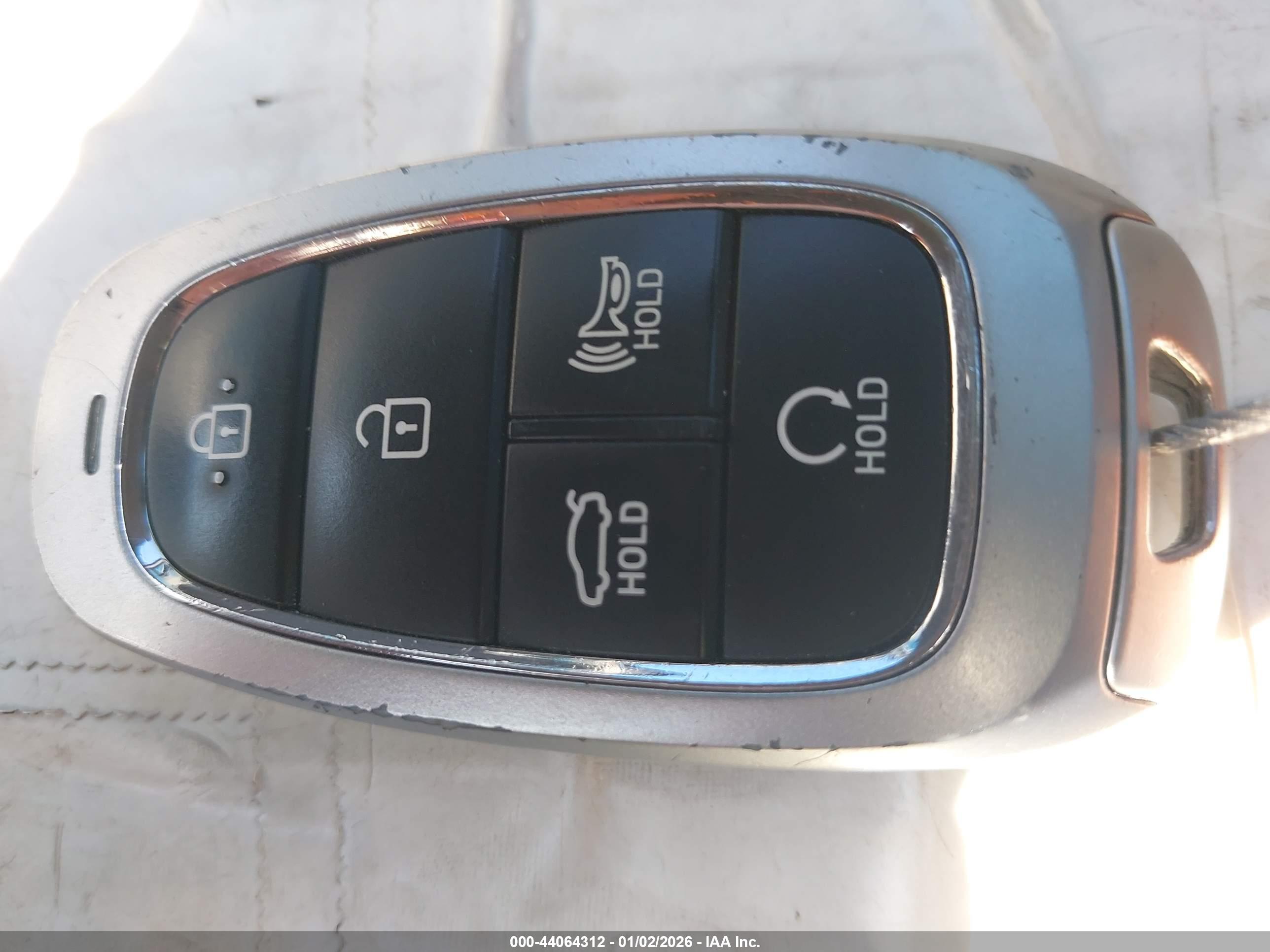 HYUNDAI SONATA image 11