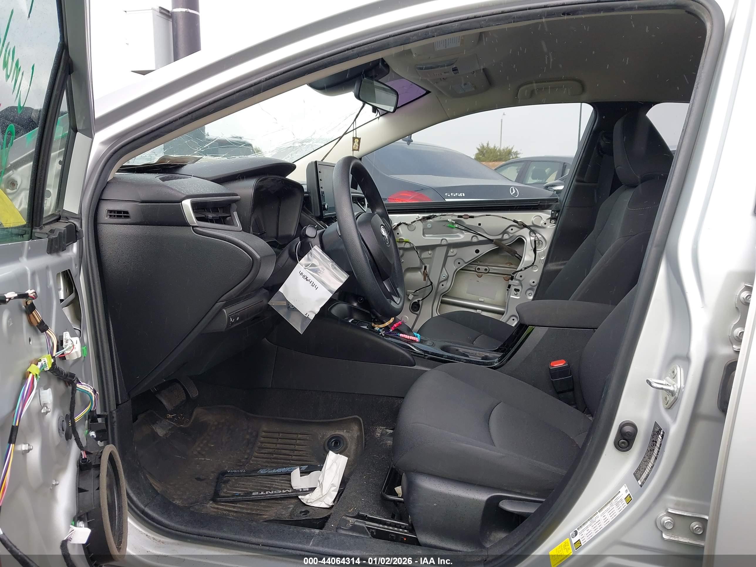 TOYOTA COROLLA image 5