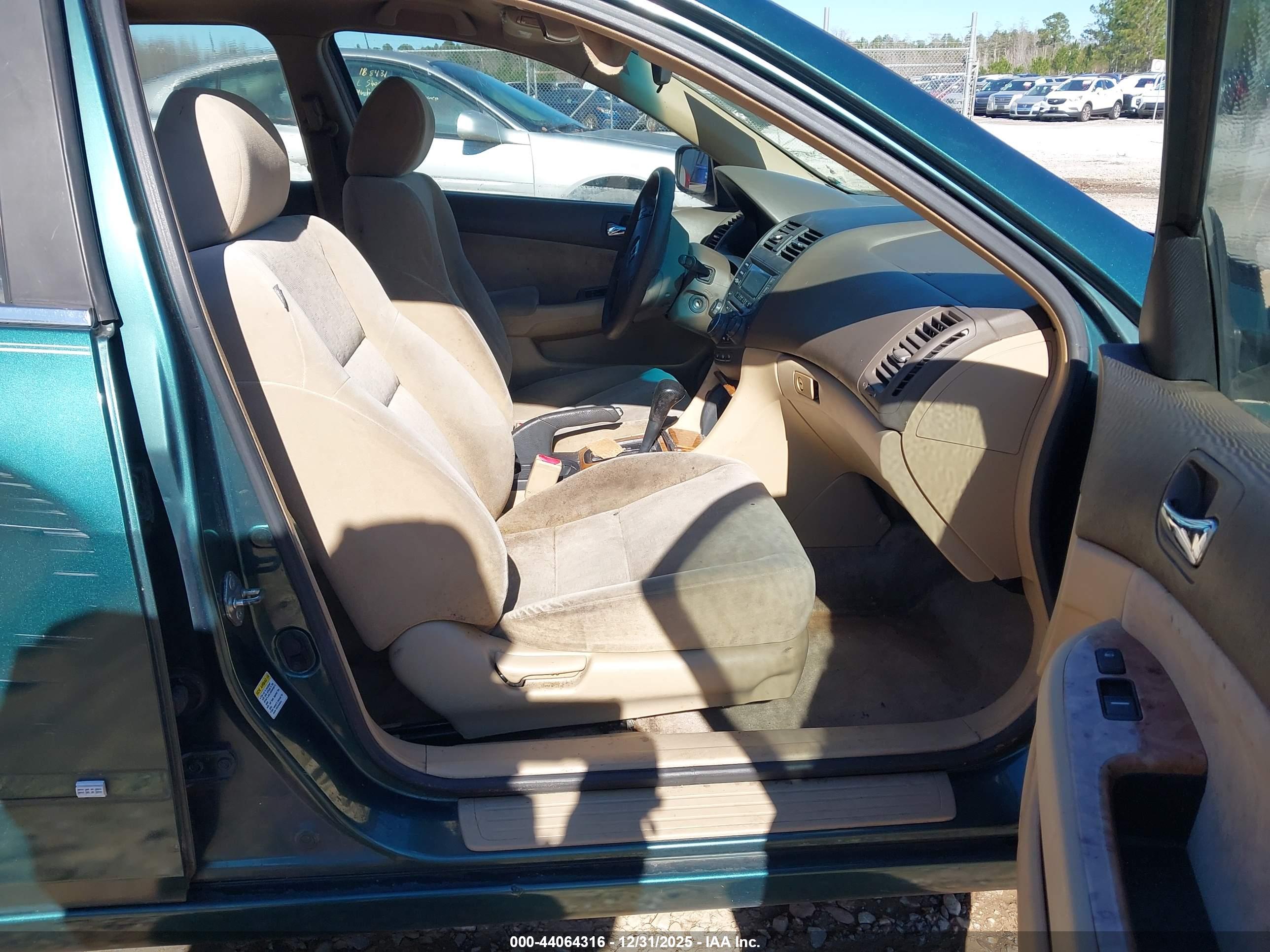 HONDA ACCORD image 5
