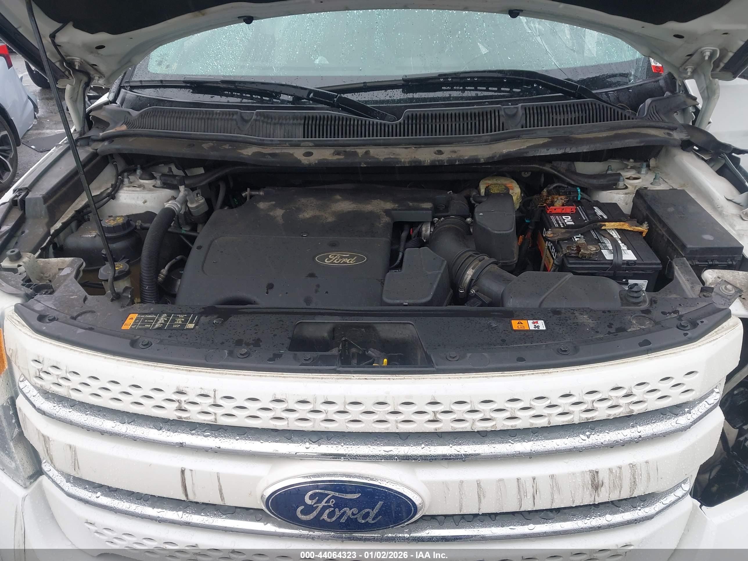 FORD EXPLORER image 10