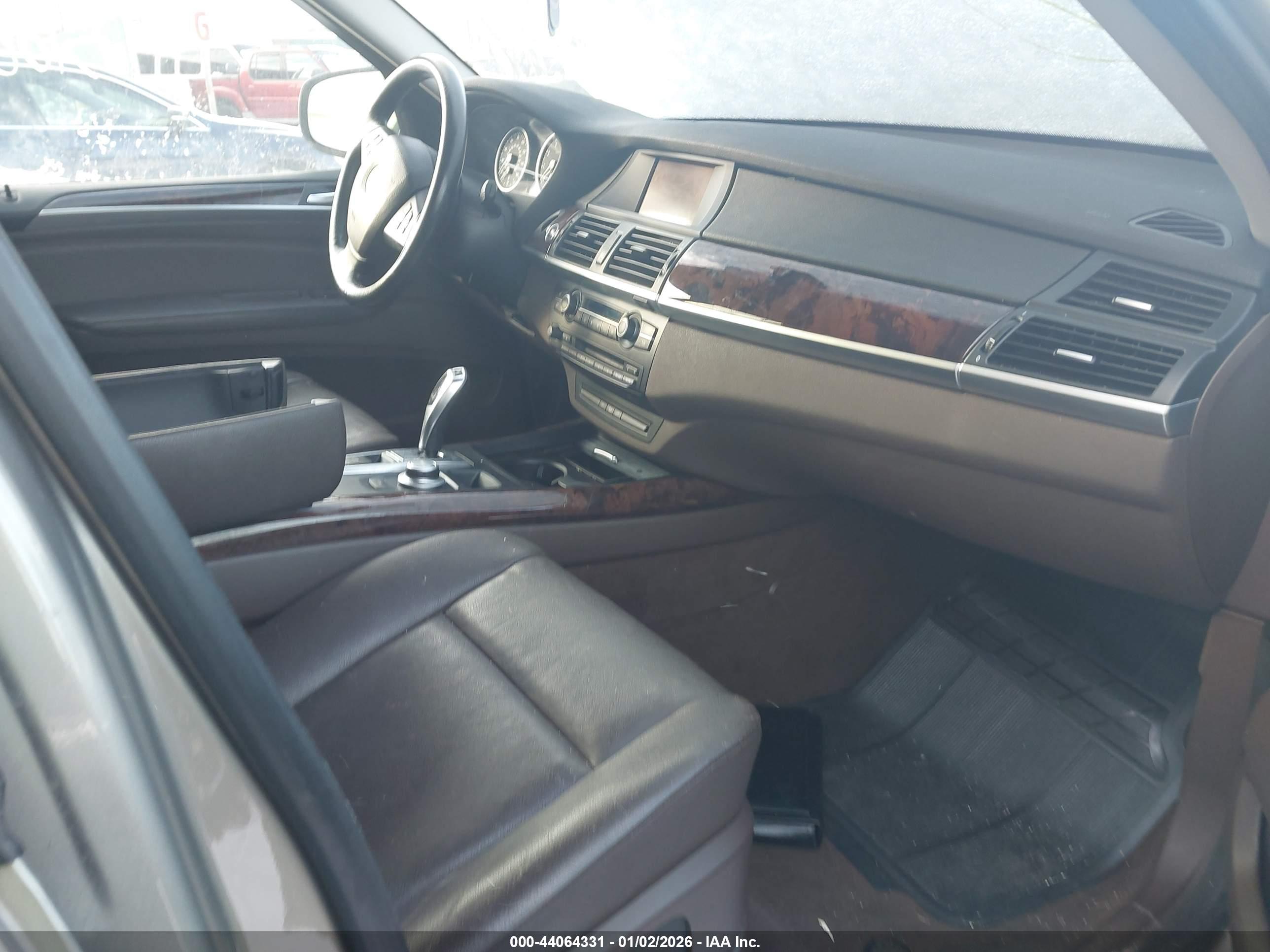 BMW X5 image 5
