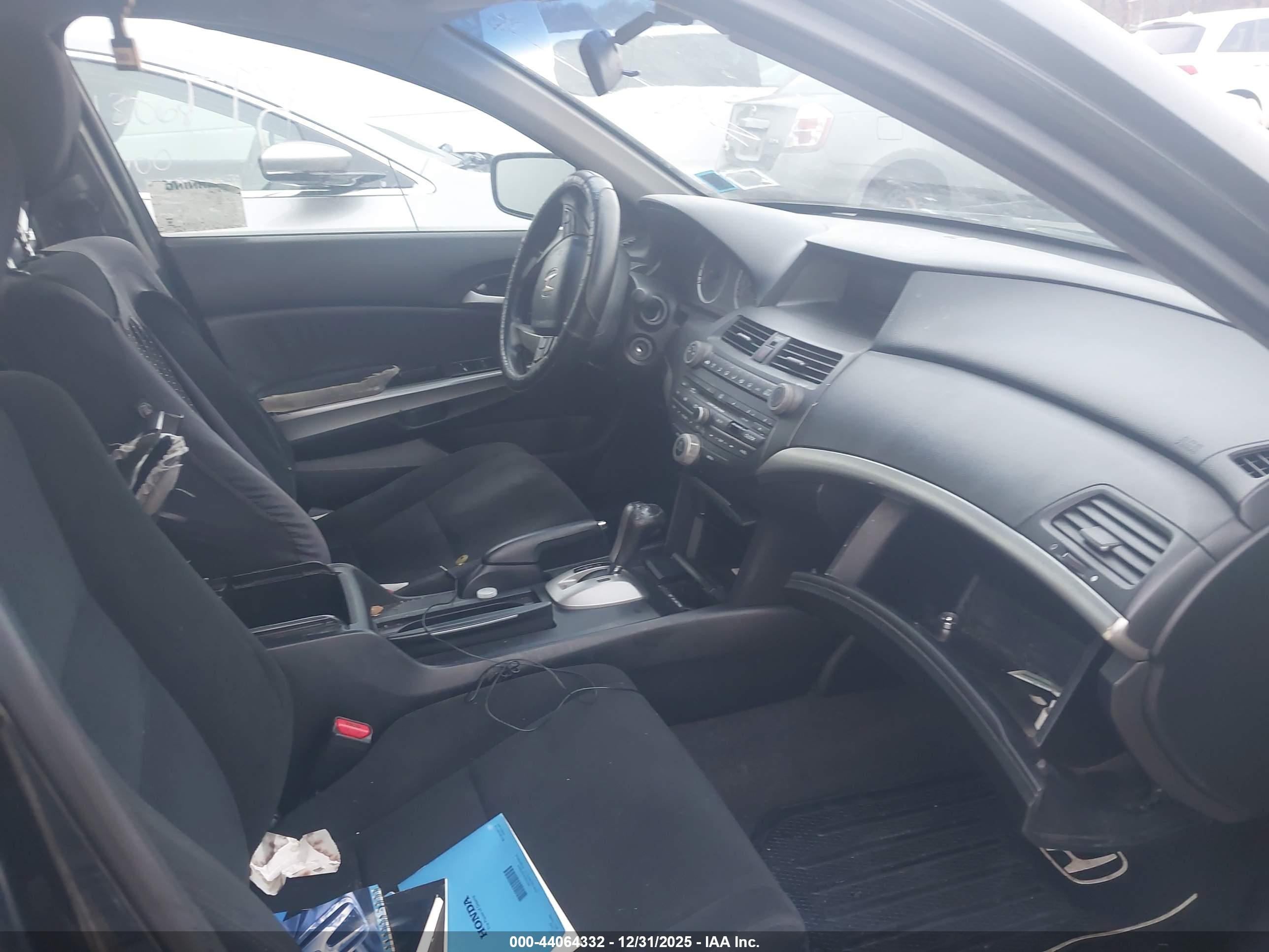HONDA ACCORD image 5