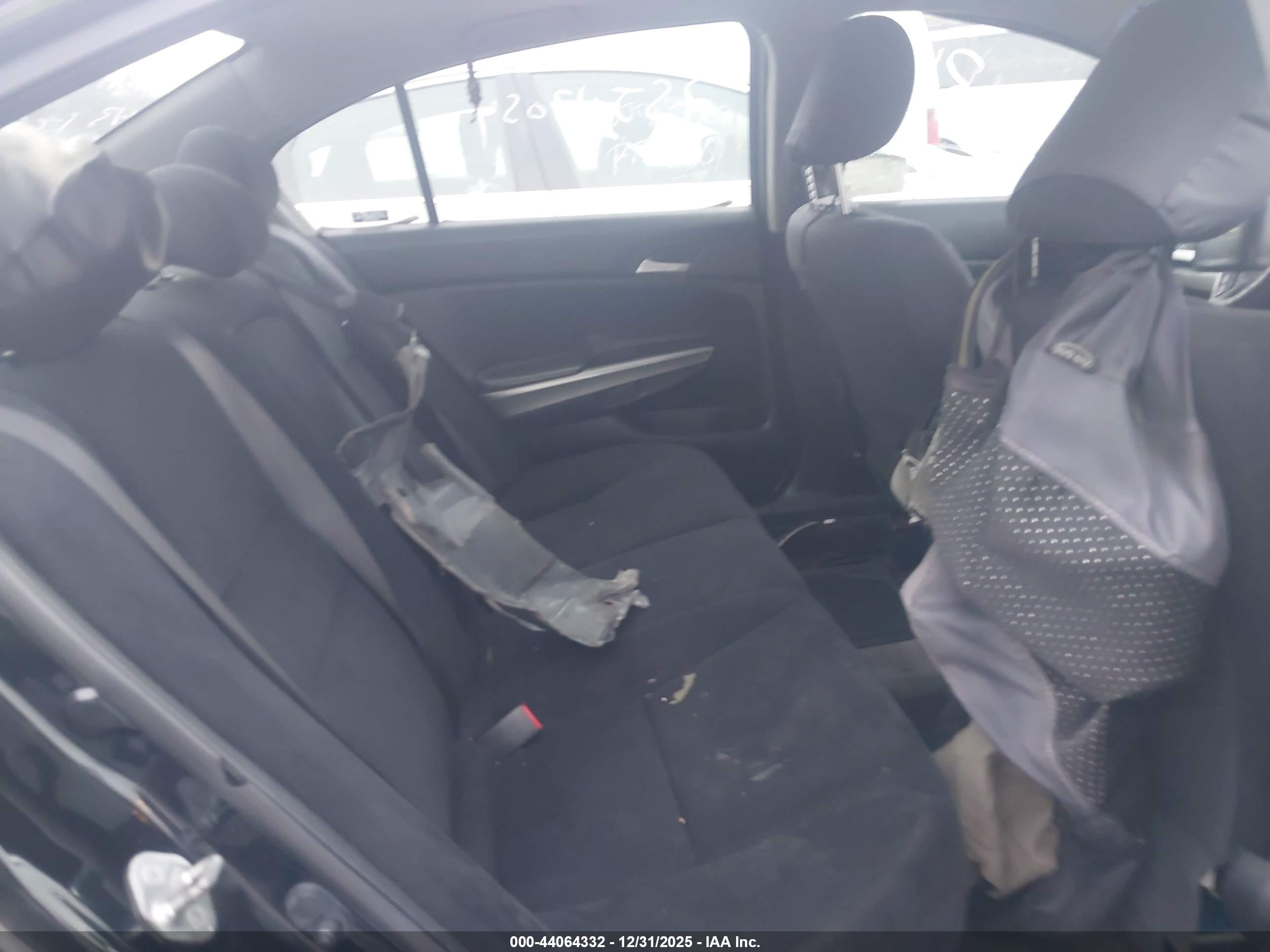 HONDA ACCORD image 8