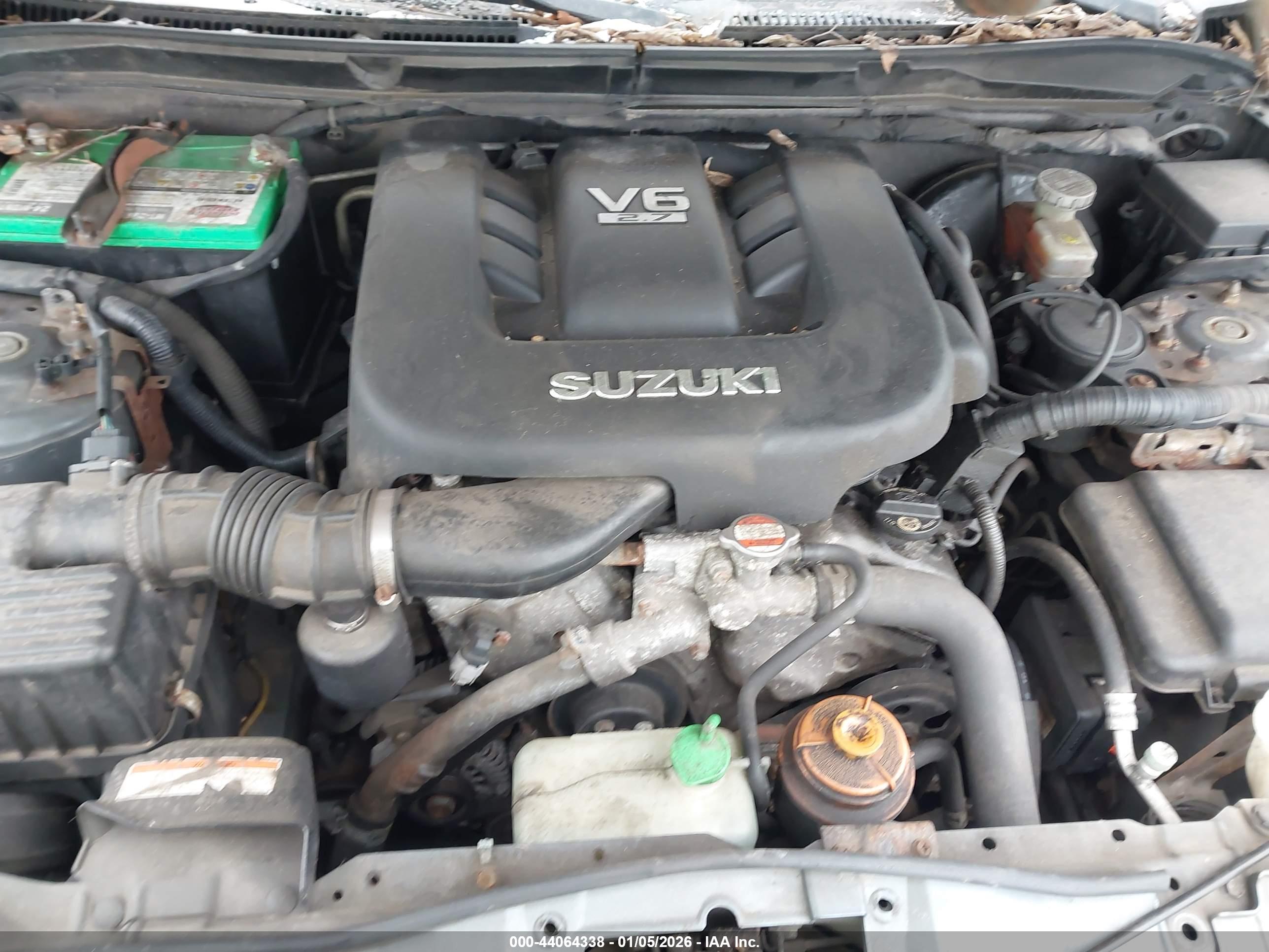 SUZUKI GRAND image 10