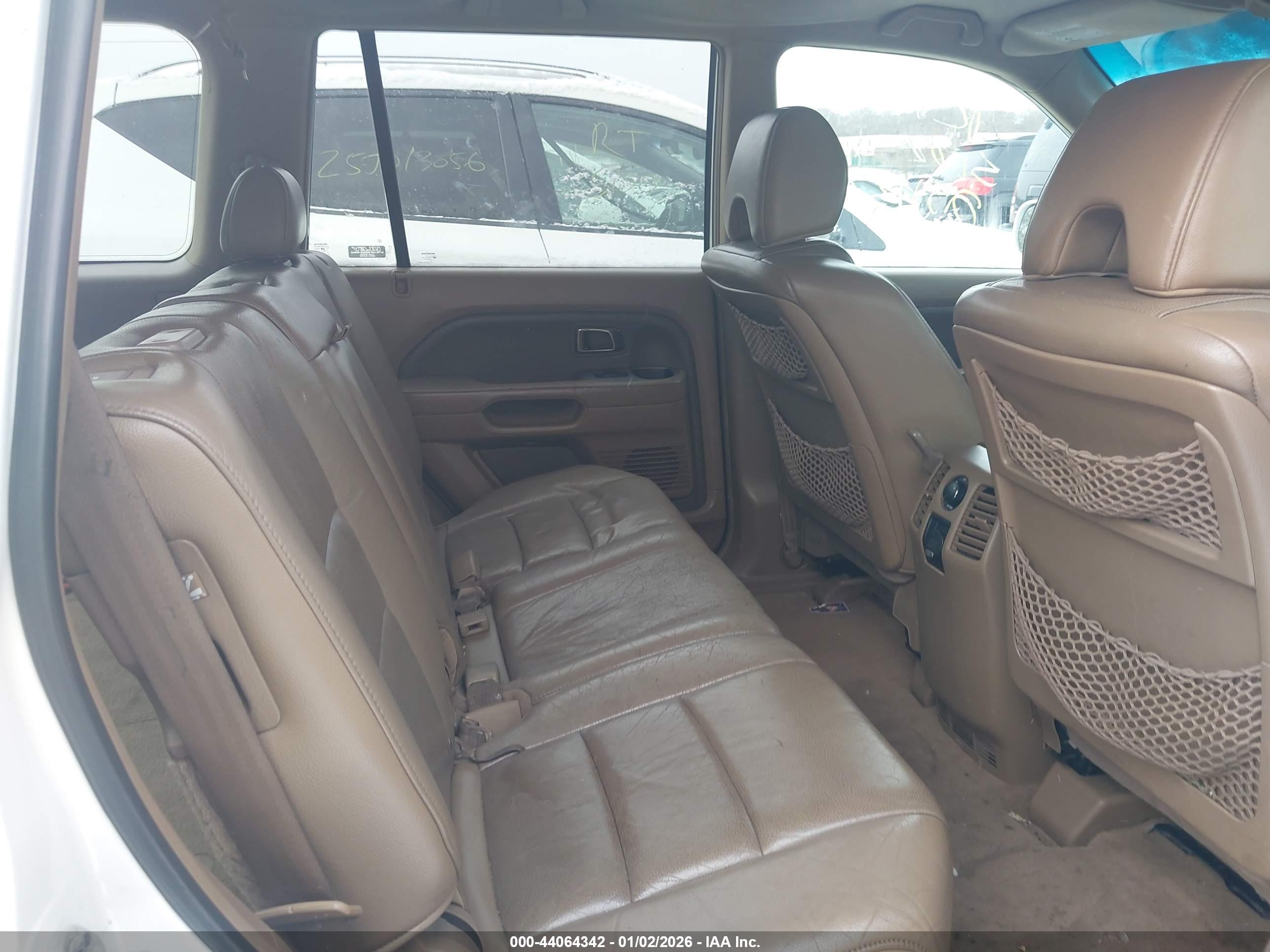 HONDA PILOT image 8